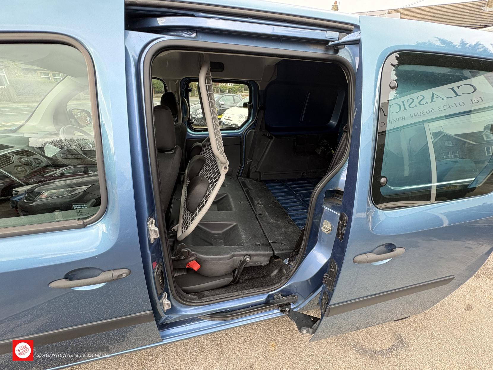 Renault Kangoo Maxi ZE 33kWh Business Crew Van Cab 6dr Electric Auto L3 H1 (i) (60 ps)