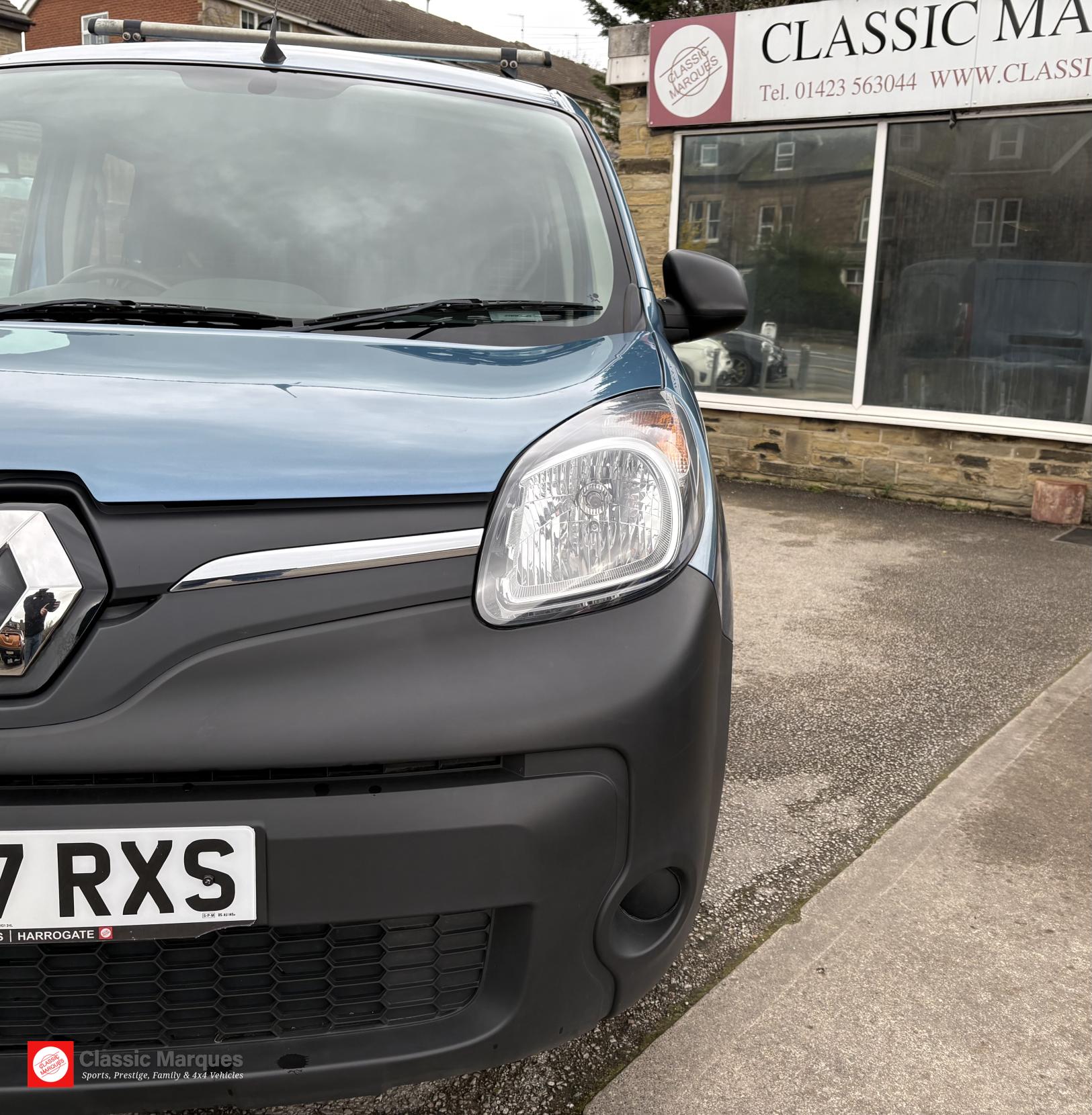 Renault Kangoo Maxi ZE 33kWh Business Crew Van Cab 6dr Electric Auto L3 H1 (i) (60 ps)
