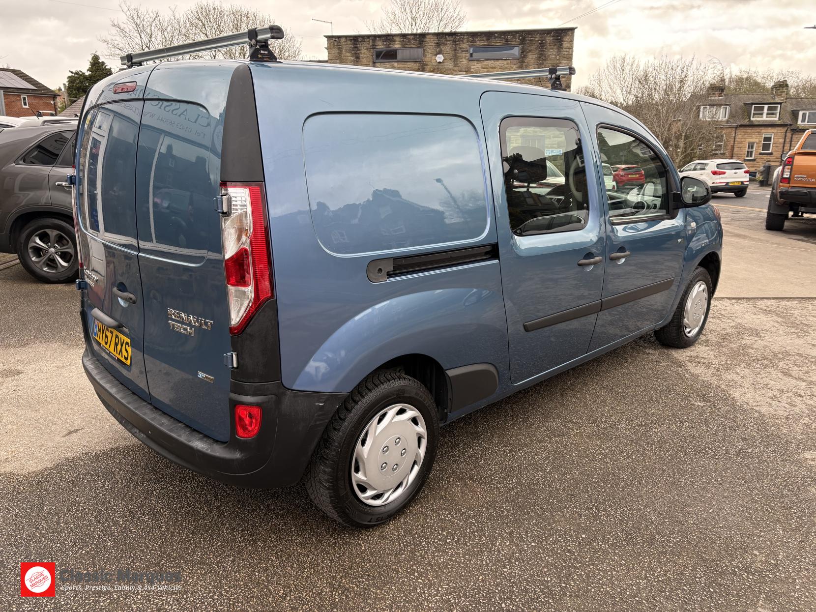 Renault Kangoo Maxi ZE 33kWh Business Crew Van Cab 6dr Electric Auto L3 H1 (i) (60 ps)