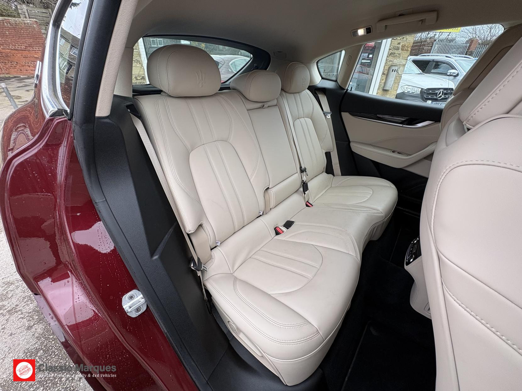 Maserati Levante 3.0D V6 SUV 5dr Diesel ZF 4WD Euro 6 (s/s) (275 ps)