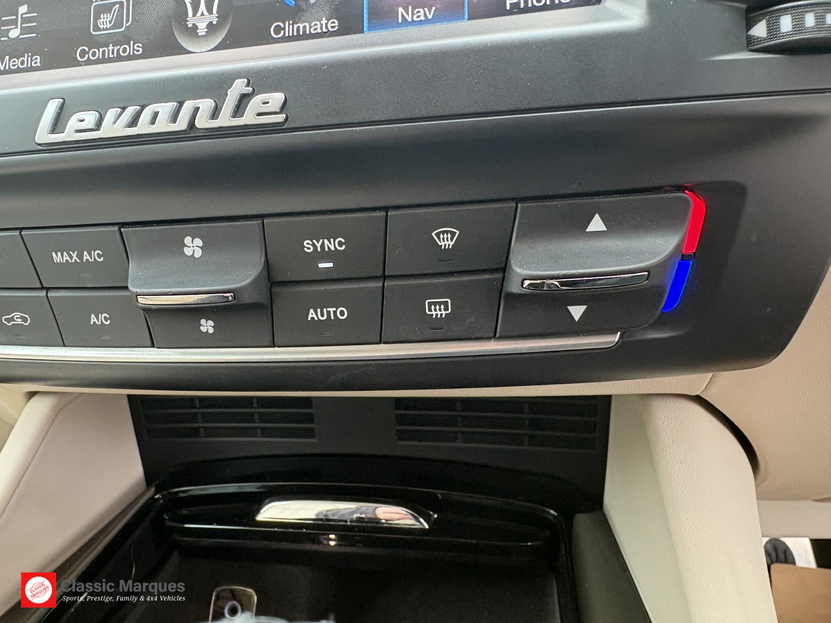 Maserati Levante 3.0D V6 SUV 5dr Diesel ZF 4WD Euro 6 (s/s) (275 ps)