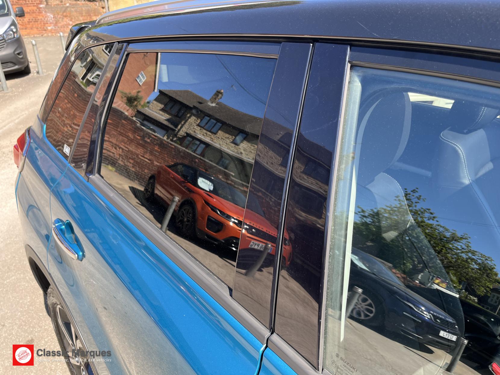 Suzuki Vitara 1.6 DDiS SZ5 SUV 5dr Diesel Manual ALLGRIP Euro 6 (s/s) (120 ps)