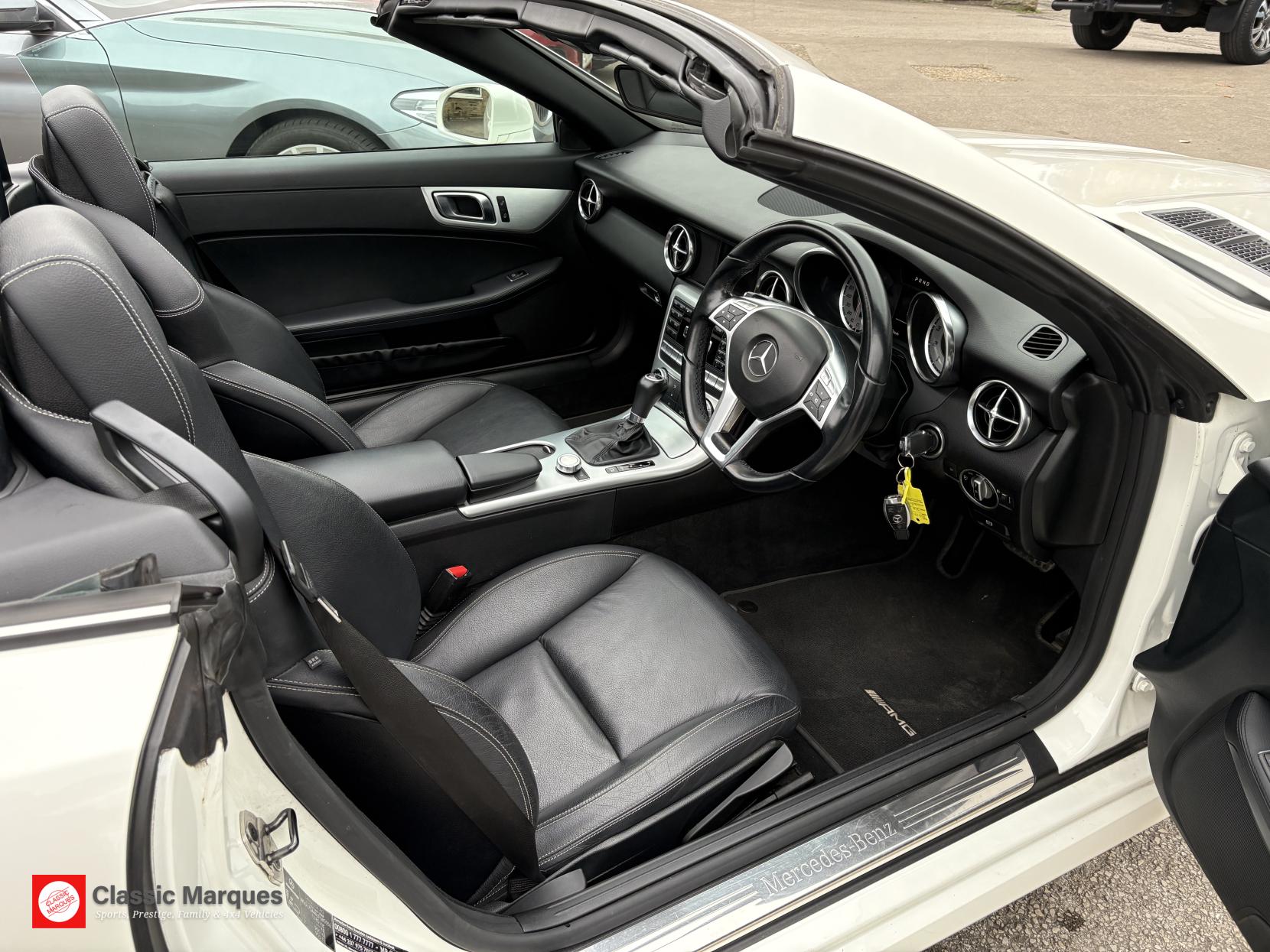 Mercedes-Benz SLK 1.8 SLK200 AMG Sport Convertible 2dr Petrol G-Tronic+ Euro 5 (s/s) (184 ps)