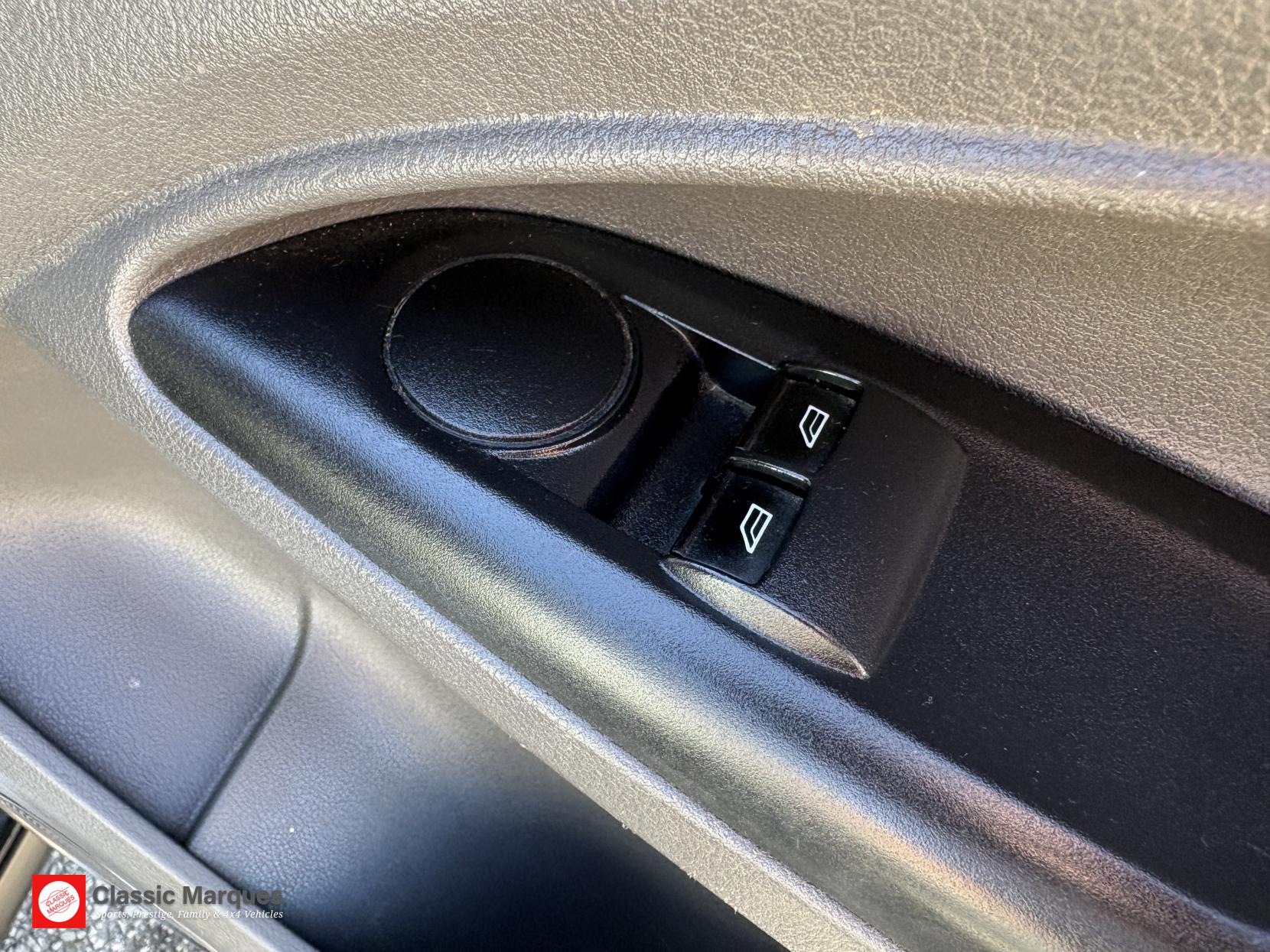 Ford Transit Connect 1.5 200 EcoBlue Leader Panel Van 5dr Diesel Manual L1 Euro 6 (s/s) (100 ps)