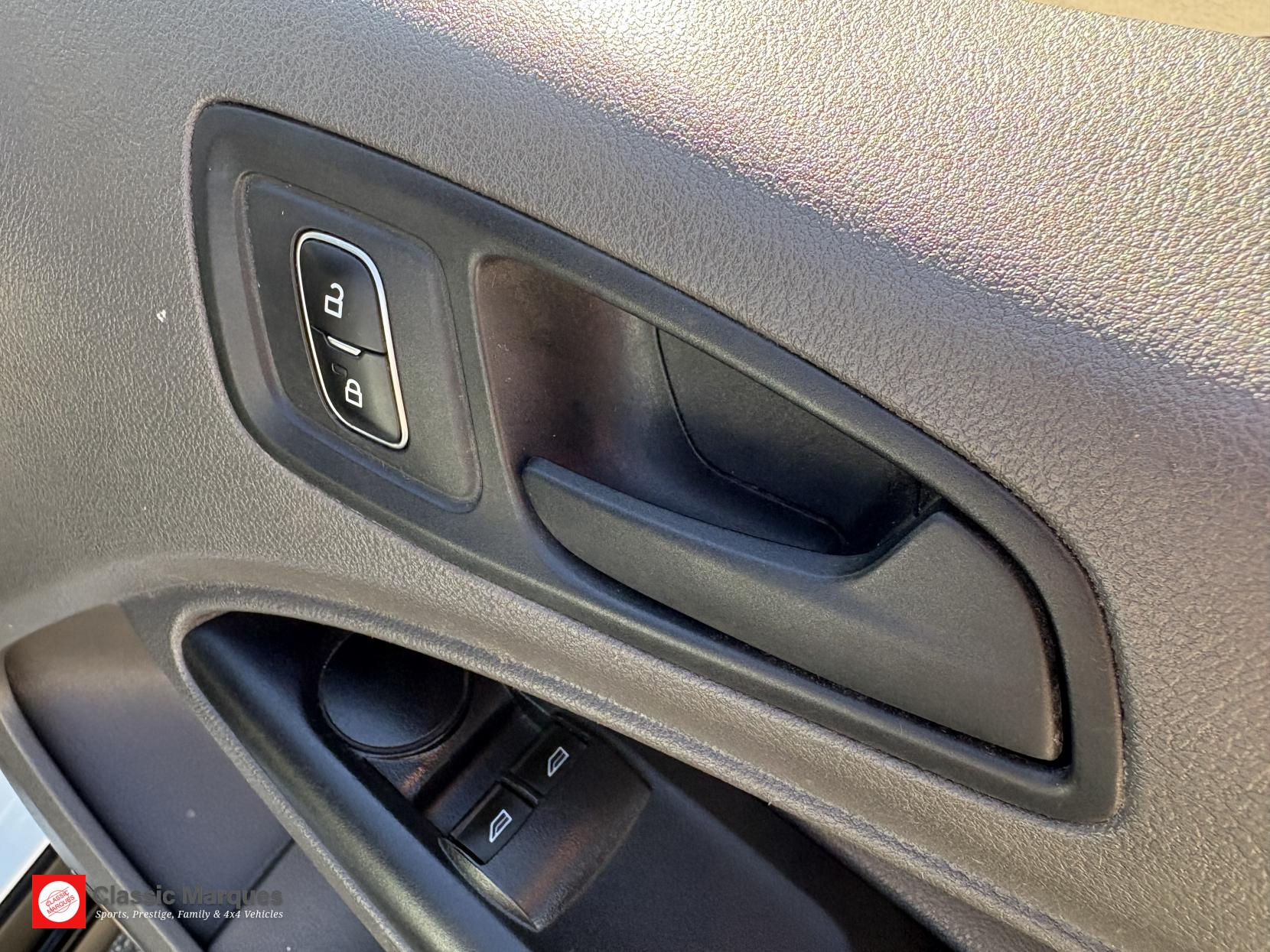 Ford Transit Connect 1.5 200 EcoBlue Leader Panel Van 5dr Diesel Manual L1 Euro 6 (s/s) (100 ps)