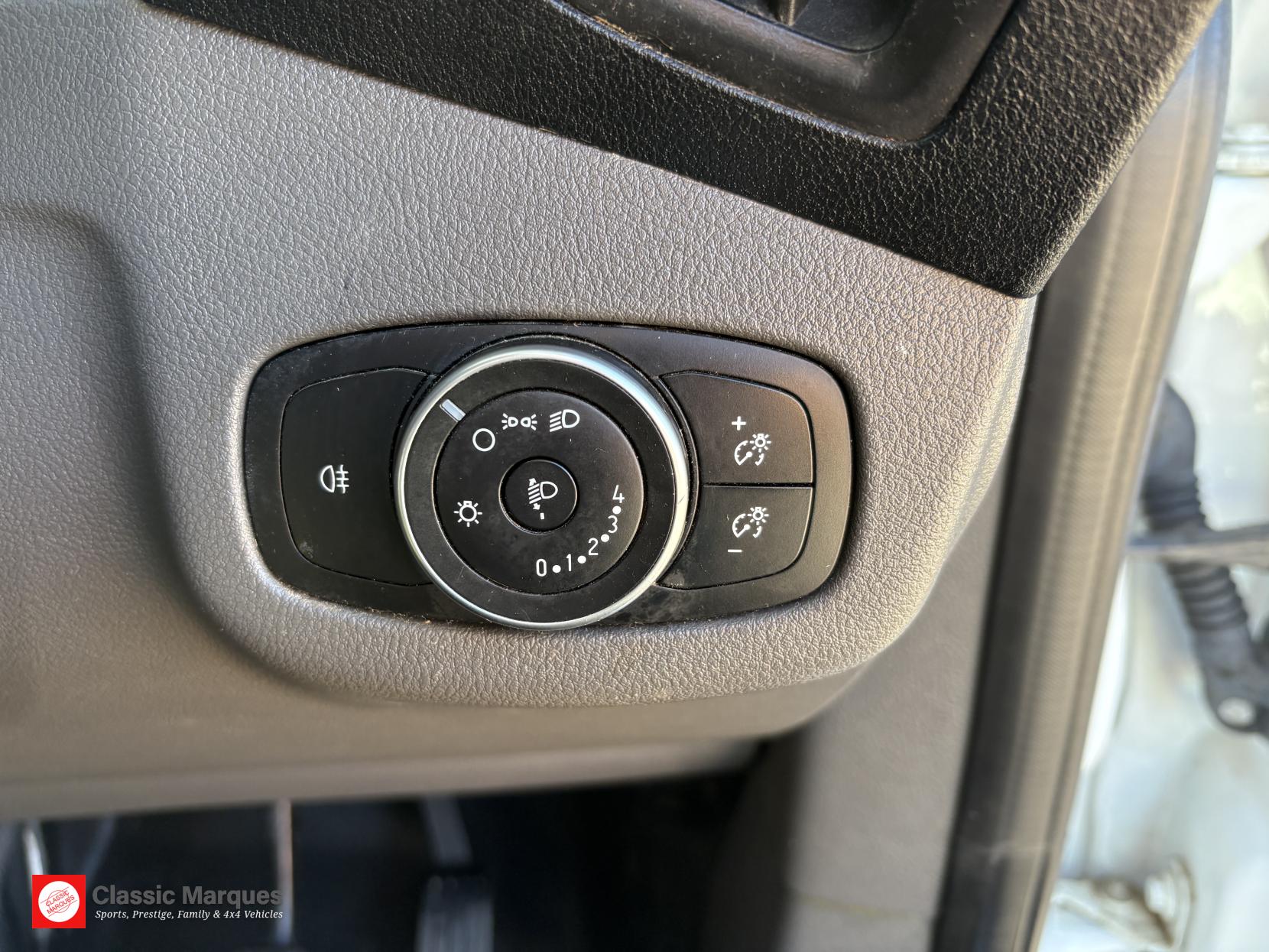 Ford Transit Connect 1.5 200 EcoBlue Leader Panel Van 5dr Diesel Manual L1 Euro 6 (s/s) (100 ps)