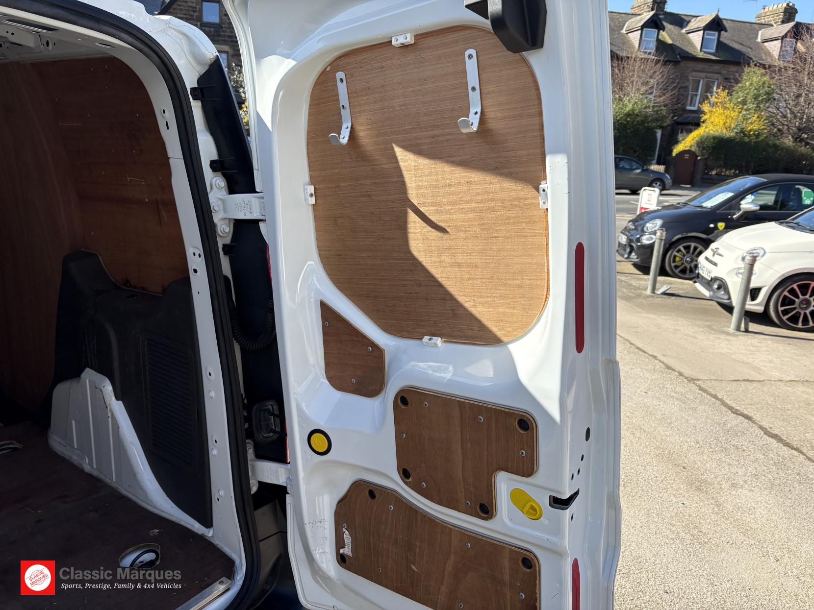 Ford Transit Connect 1.5 200 EcoBlue Leader Panel Van 5dr Diesel Manual L1 Euro 6 (s/s) (100 ps)