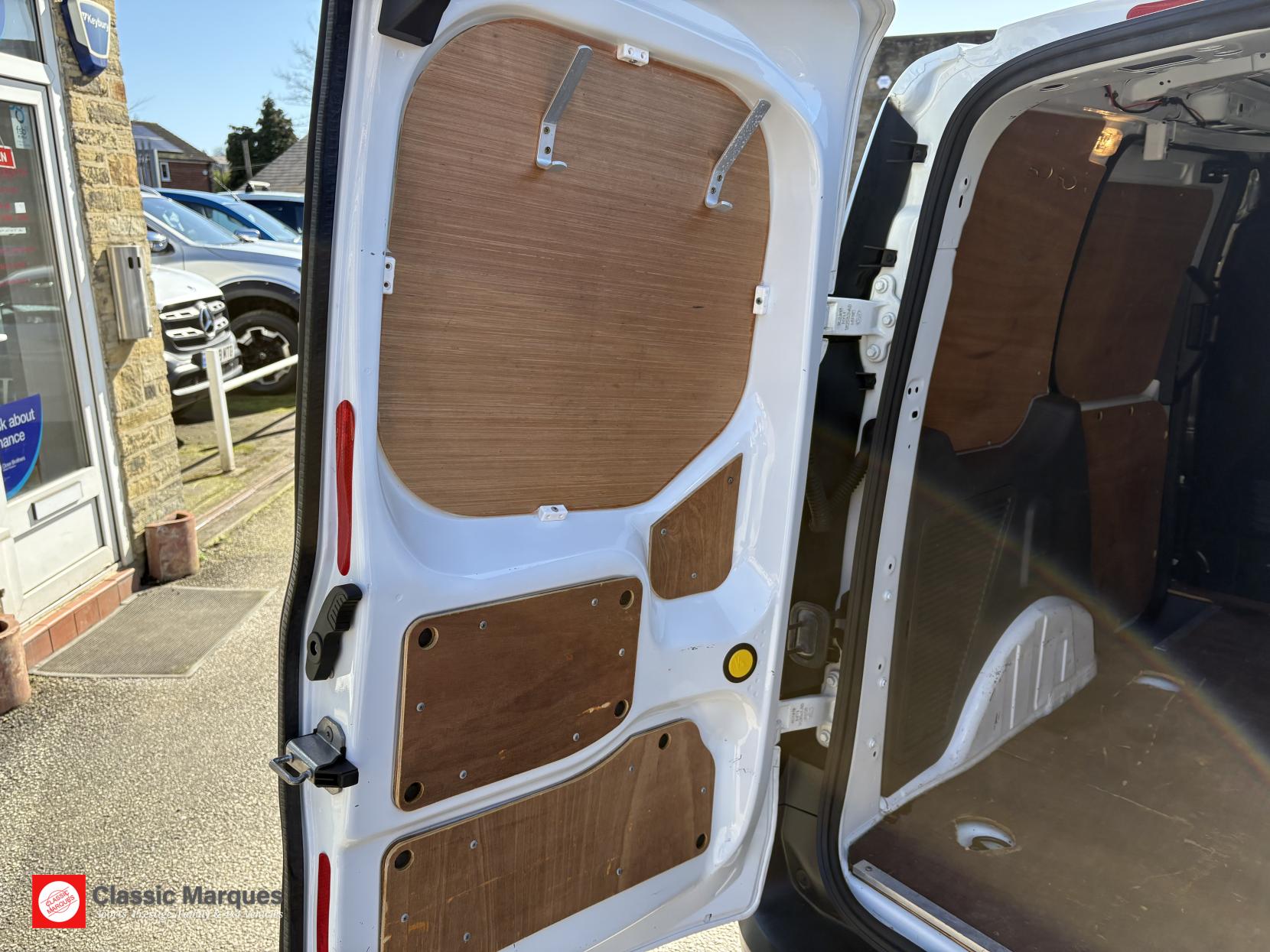 Ford Transit Connect 1.5 200 EcoBlue Leader Panel Van 5dr Diesel Manual L1 Euro 6 (s/s) (100 ps)