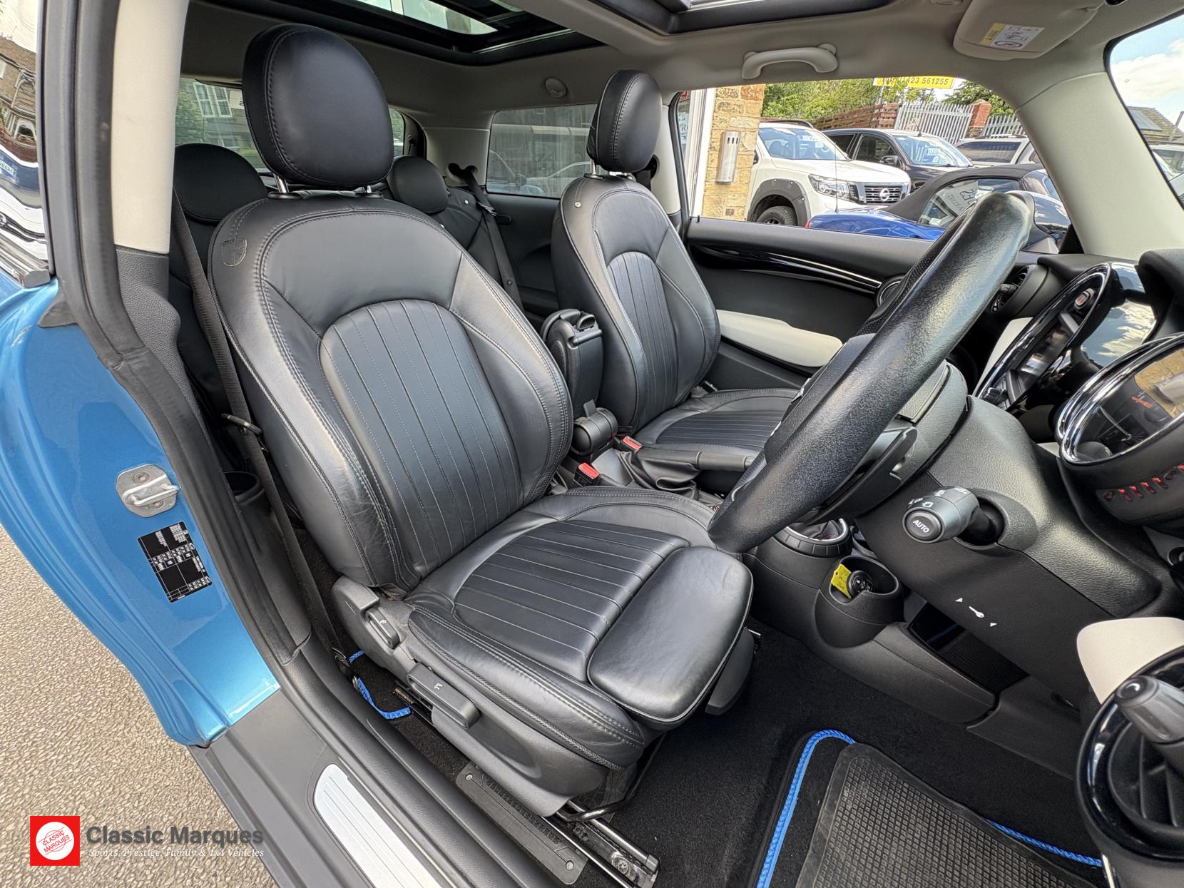 MINI Hatch 2.0 Cooper S Hatchback 3dr Petrol Auto Euro 6 (s/s) (192 ps)