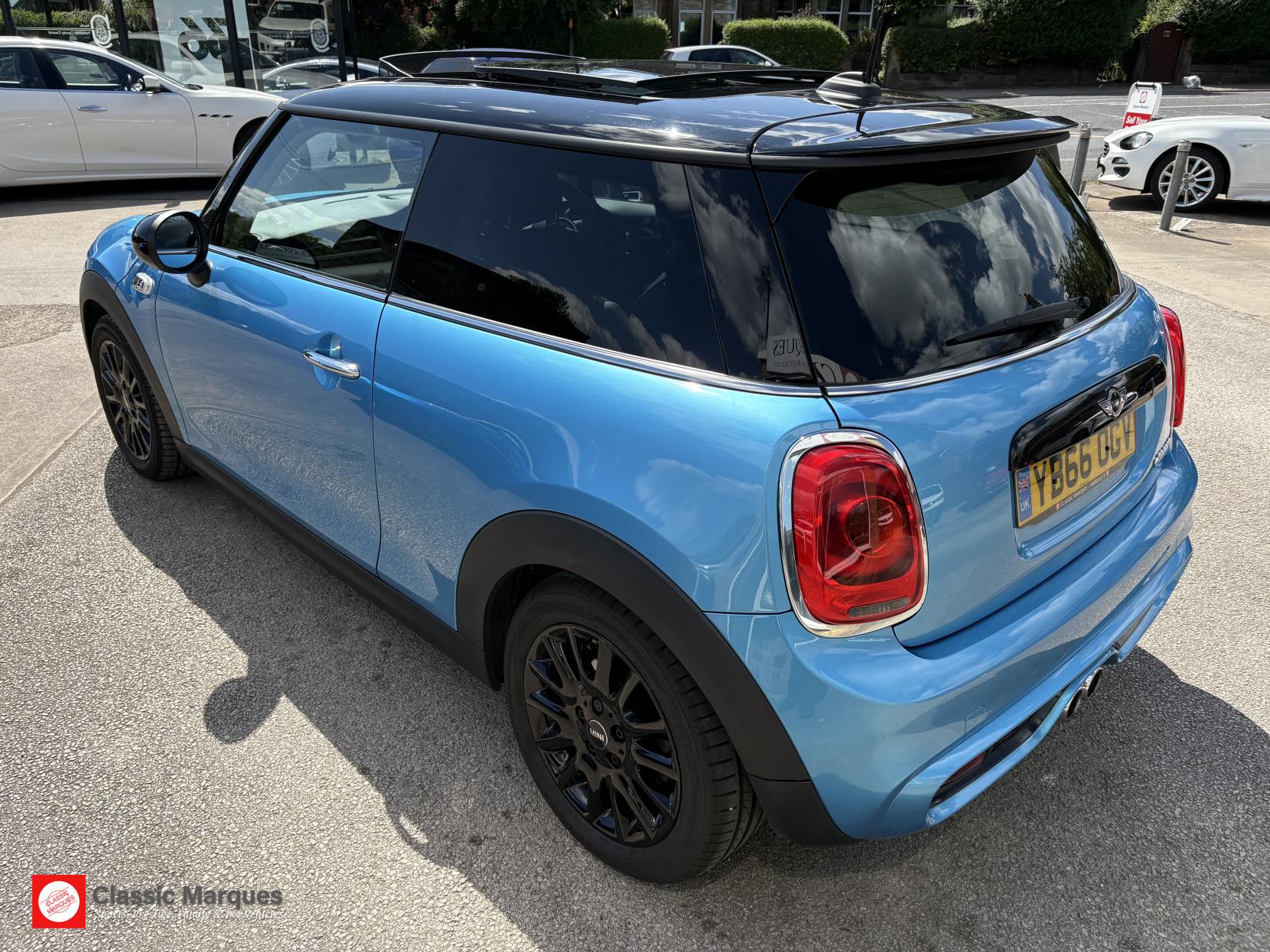 MINI Hatch 2.0 Cooper S Hatchback 3dr Petrol Auto Euro 6 (s/s) (192 ps)