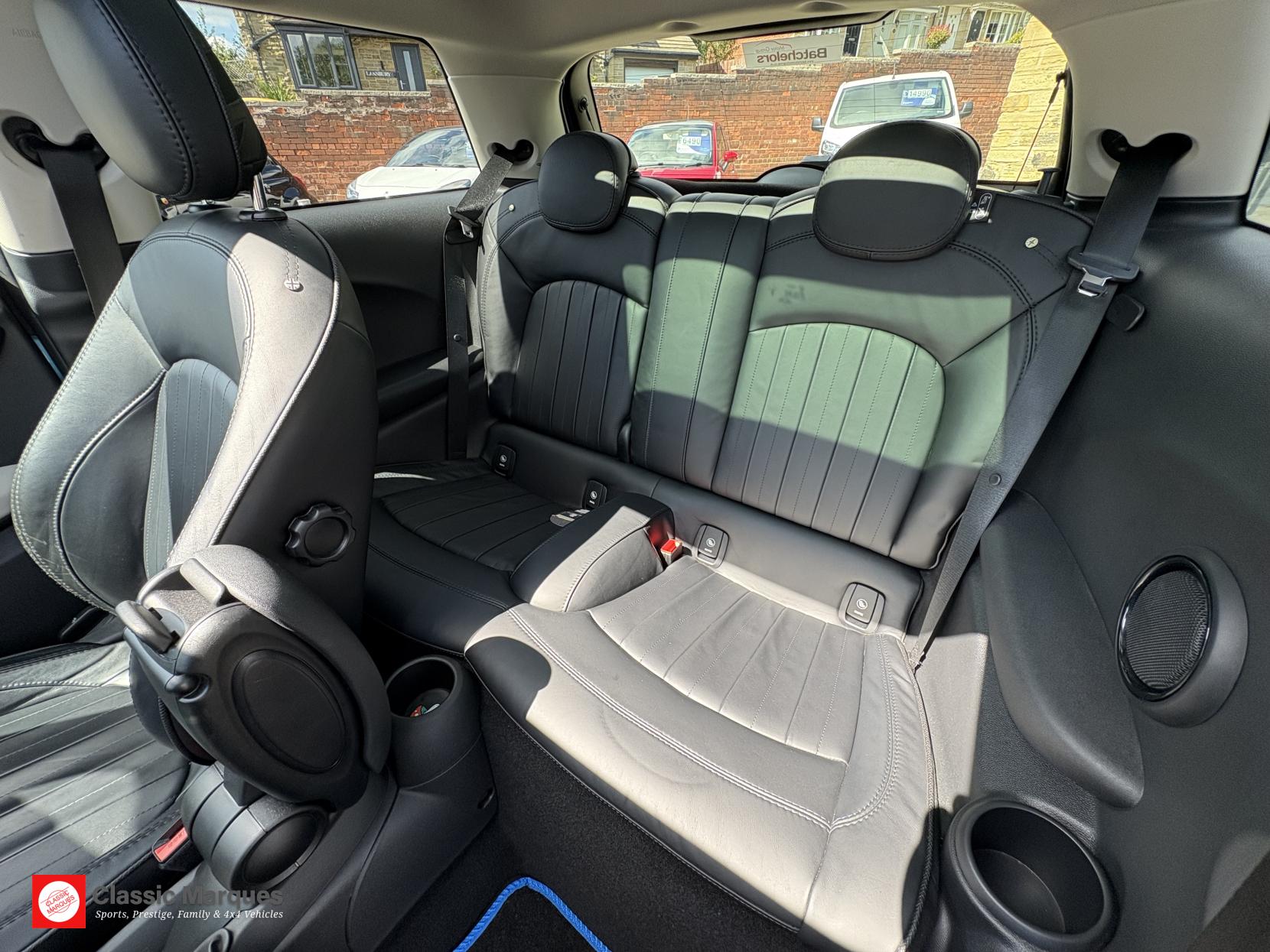 MINI Hatch 2.0 Cooper S Hatchback 3dr Petrol Auto Euro 6 (s/s) (192 ps)
