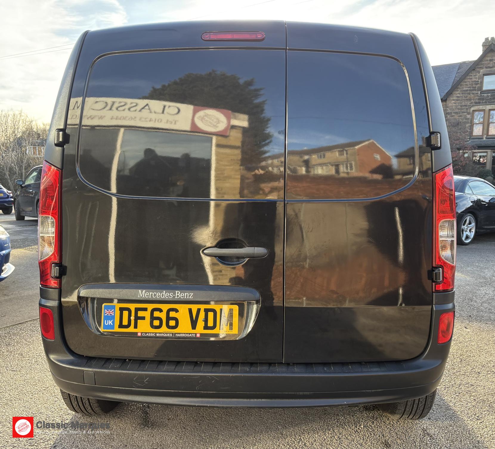 Mercedes-Benz Citan 1.5 111 CDI Crew Van Double Cab 6dr Diesel Manual L3 Euro 5 (5 Seat) (110 ps)