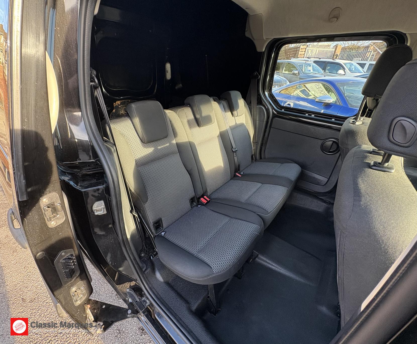 Mercedes-Benz Citan 1.5 111 CDI Crew Van Double Cab 6dr Diesel Manual L3 Euro 5 (5 Seat) (110 ps)