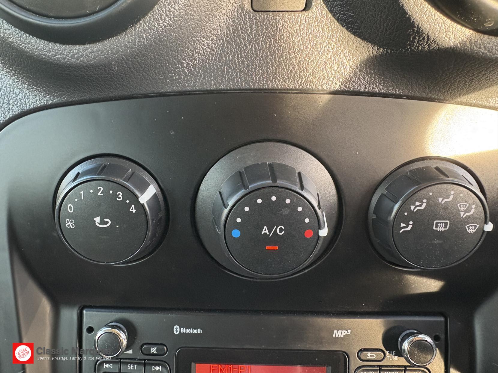 Mercedes-Benz Citan 1.5 111 CDI Crew Van Double Cab 6dr Diesel Manual L3 Euro 5 (5 Seat) (110 ps)