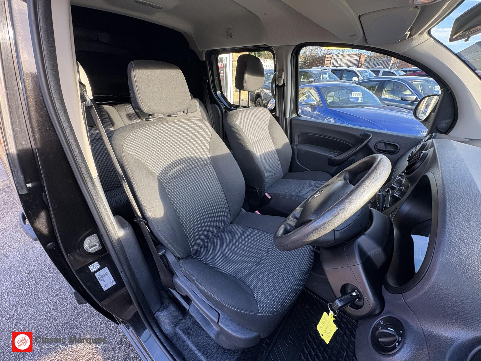 Mercedes-Benz Citan 1.5 111 CDI Crew Van Double Cab 6dr Diesel Manual L3 Euro 5 (5 Seat) (110 ps)