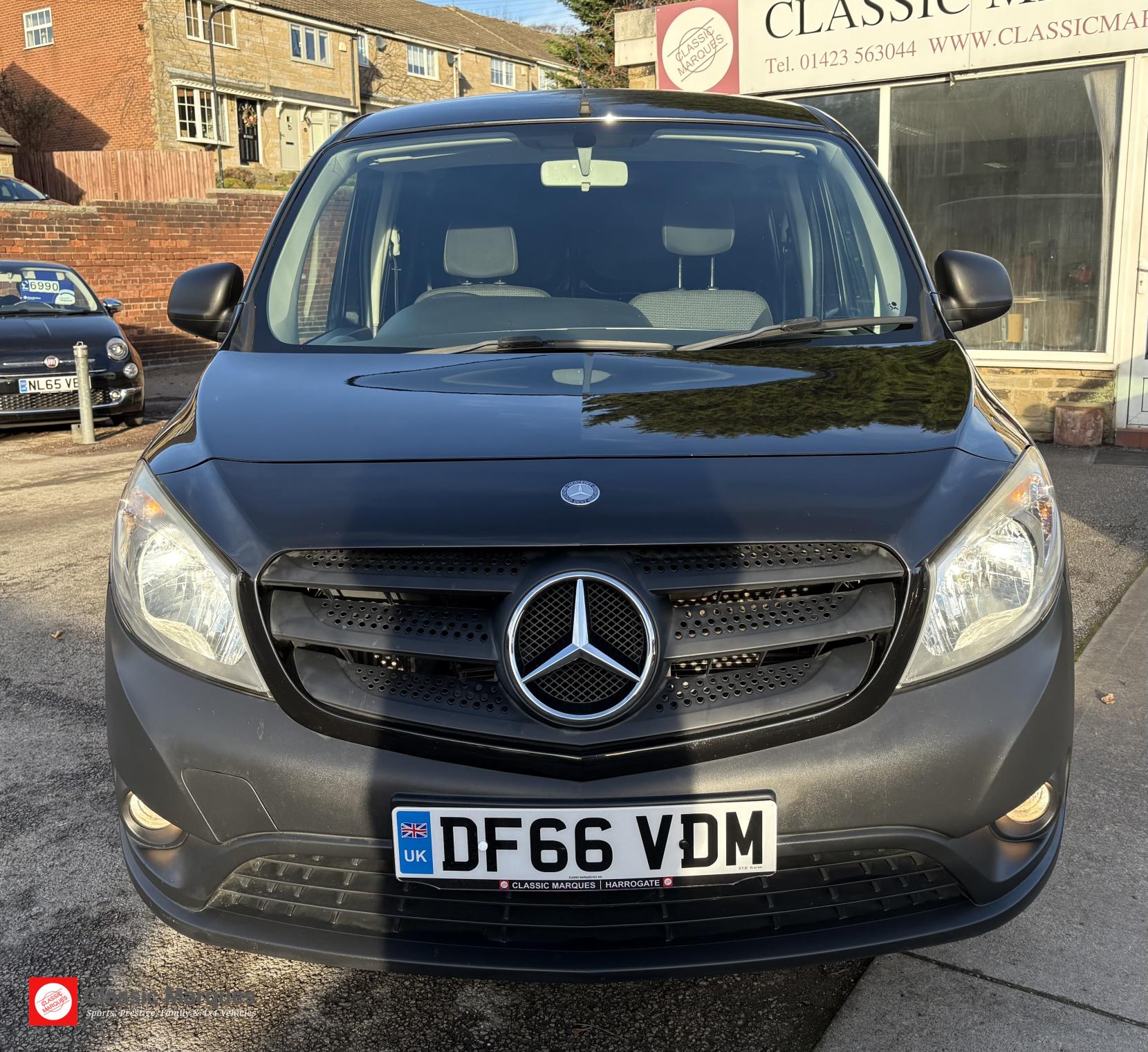 Mercedes-Benz Citan 1.5 111 CDI Crew Van Double Cab 6dr Diesel Manual L3 Euro 5 (5 Seat) (110 ps)