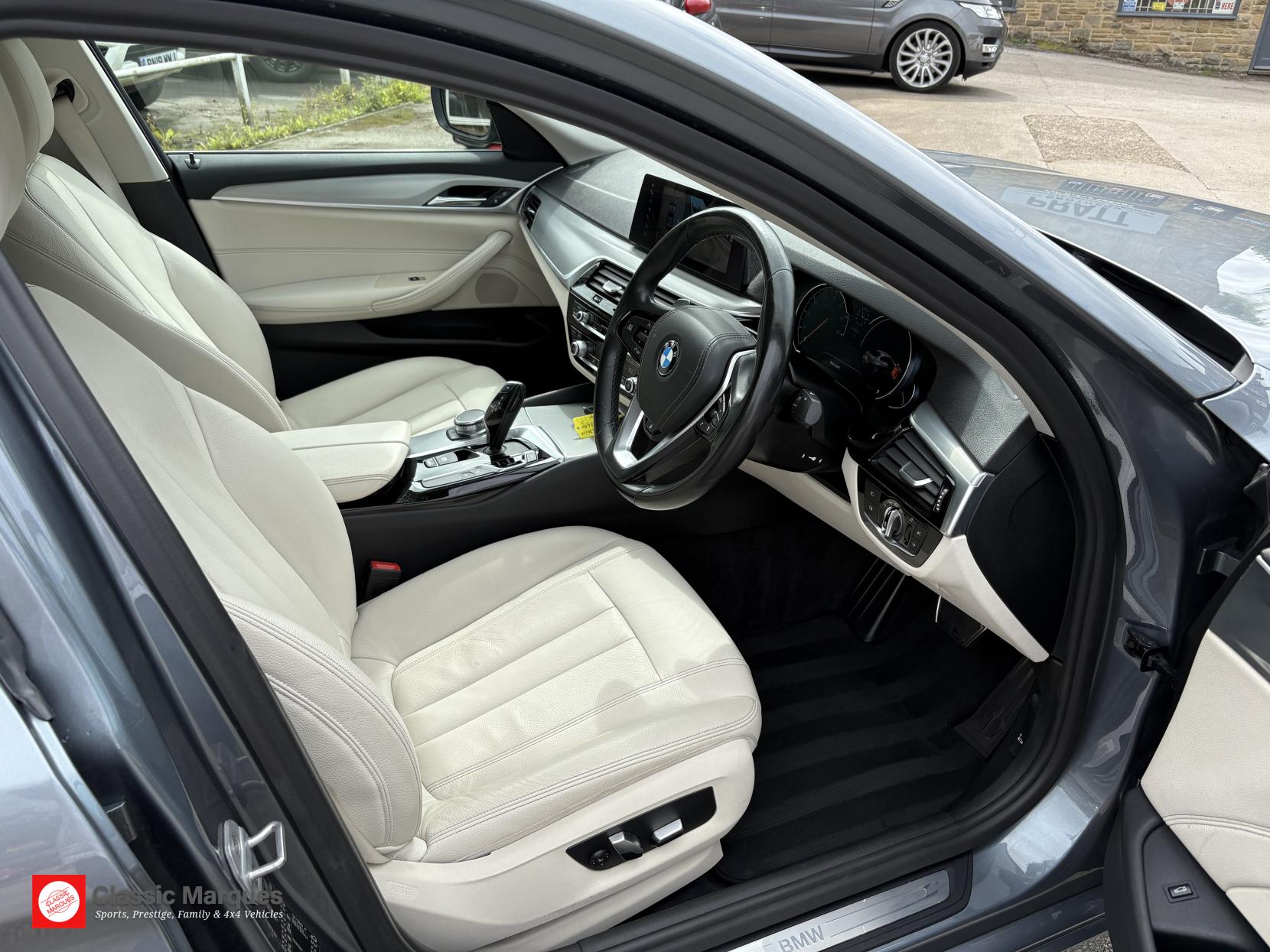 BMW 5 Series 2.0 530i SE Saloon 4dr Petrol Auto Euro 6 (s/s) (252 ps)