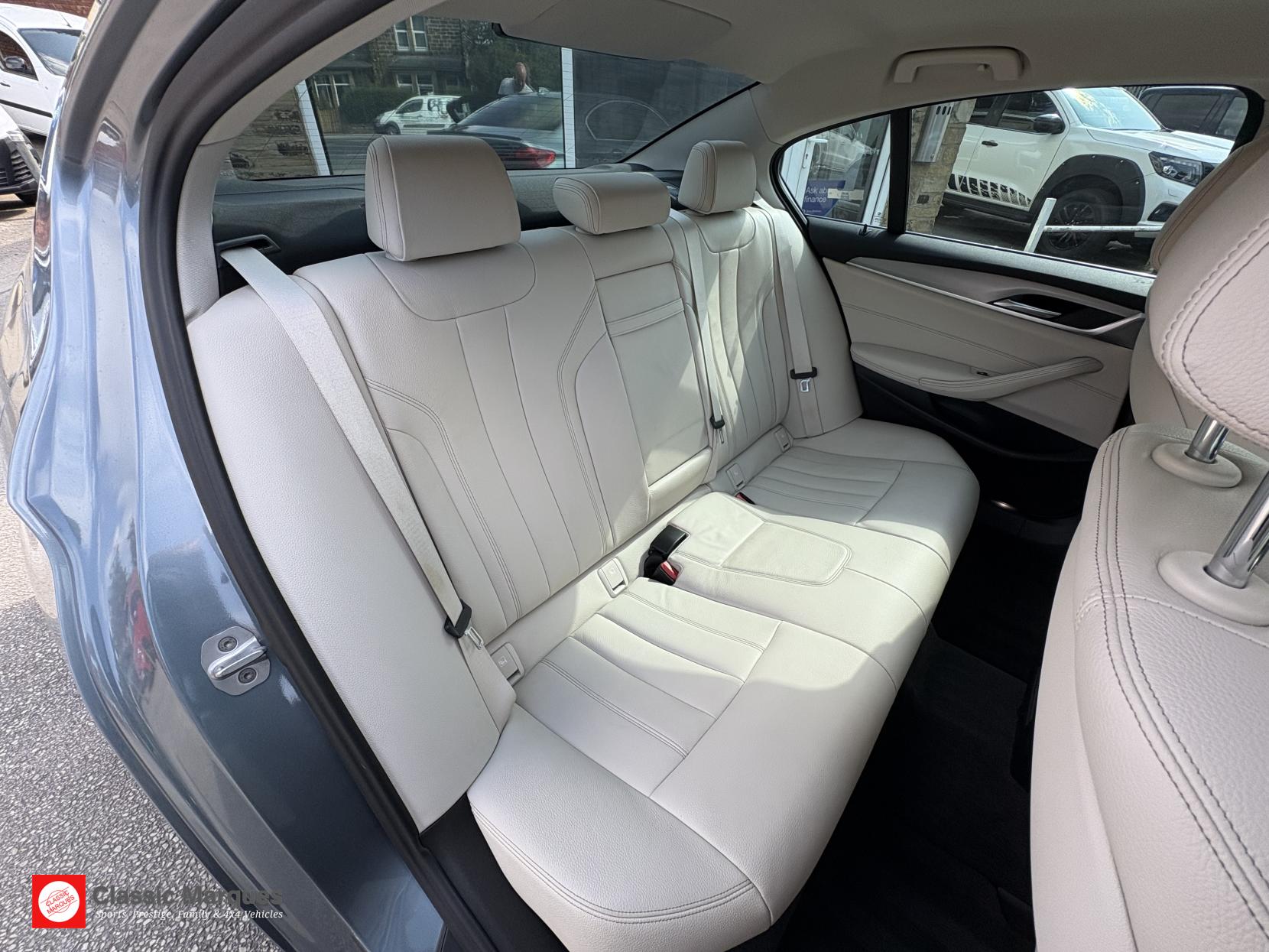 BMW 5 Series 2.0 530i SE Saloon 4dr Petrol Auto Euro 6 (s/s) (252 ps)