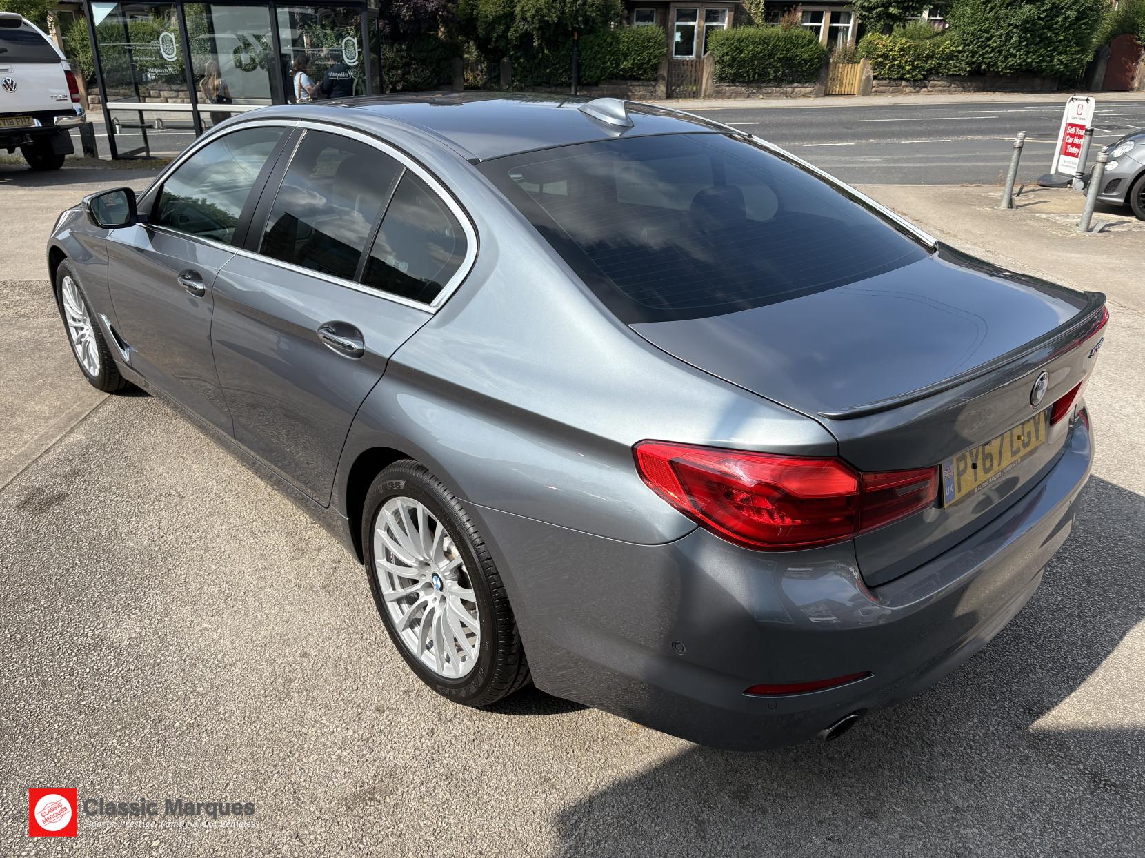 BMW 5 Series 2.0 530i SE Saloon 4dr Petrol Auto Euro 6 (s/s) (252 ps)