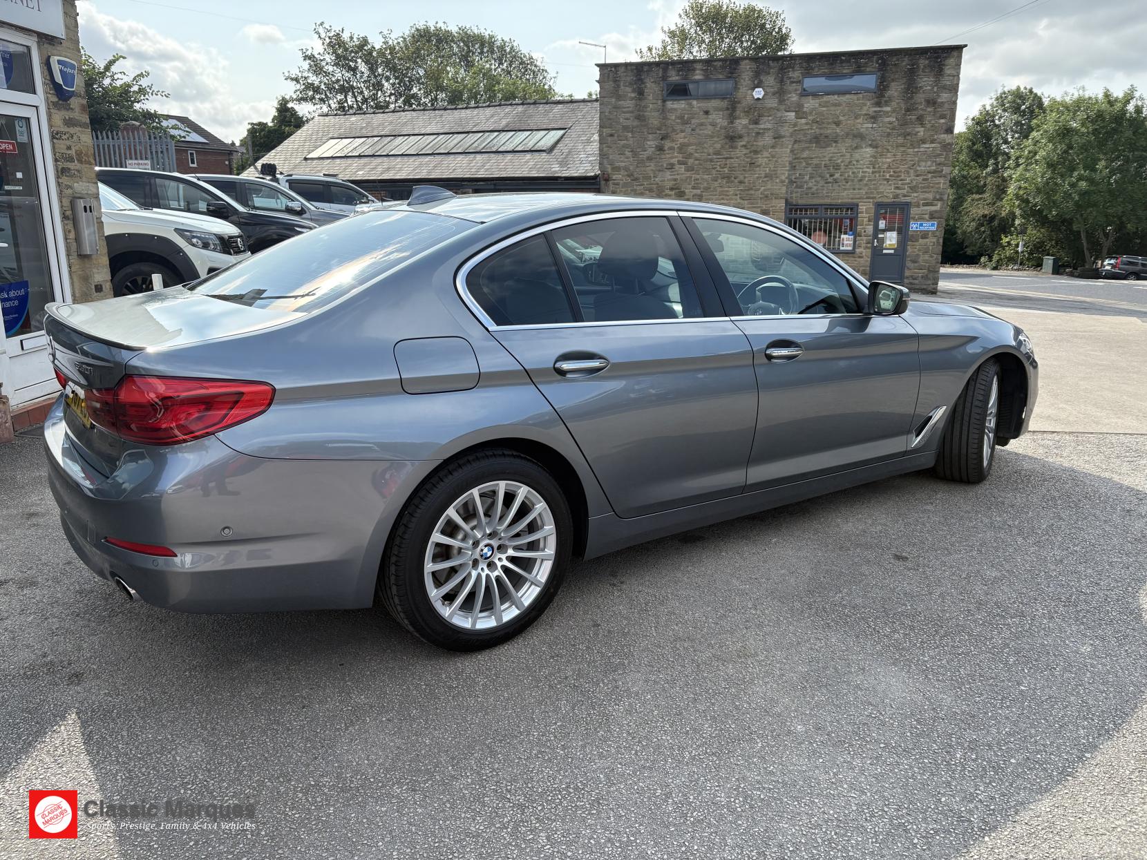 BMW 5 Series 2.0 530i SE Saloon 4dr Petrol Auto Euro 6 (s/s) (252 ps)