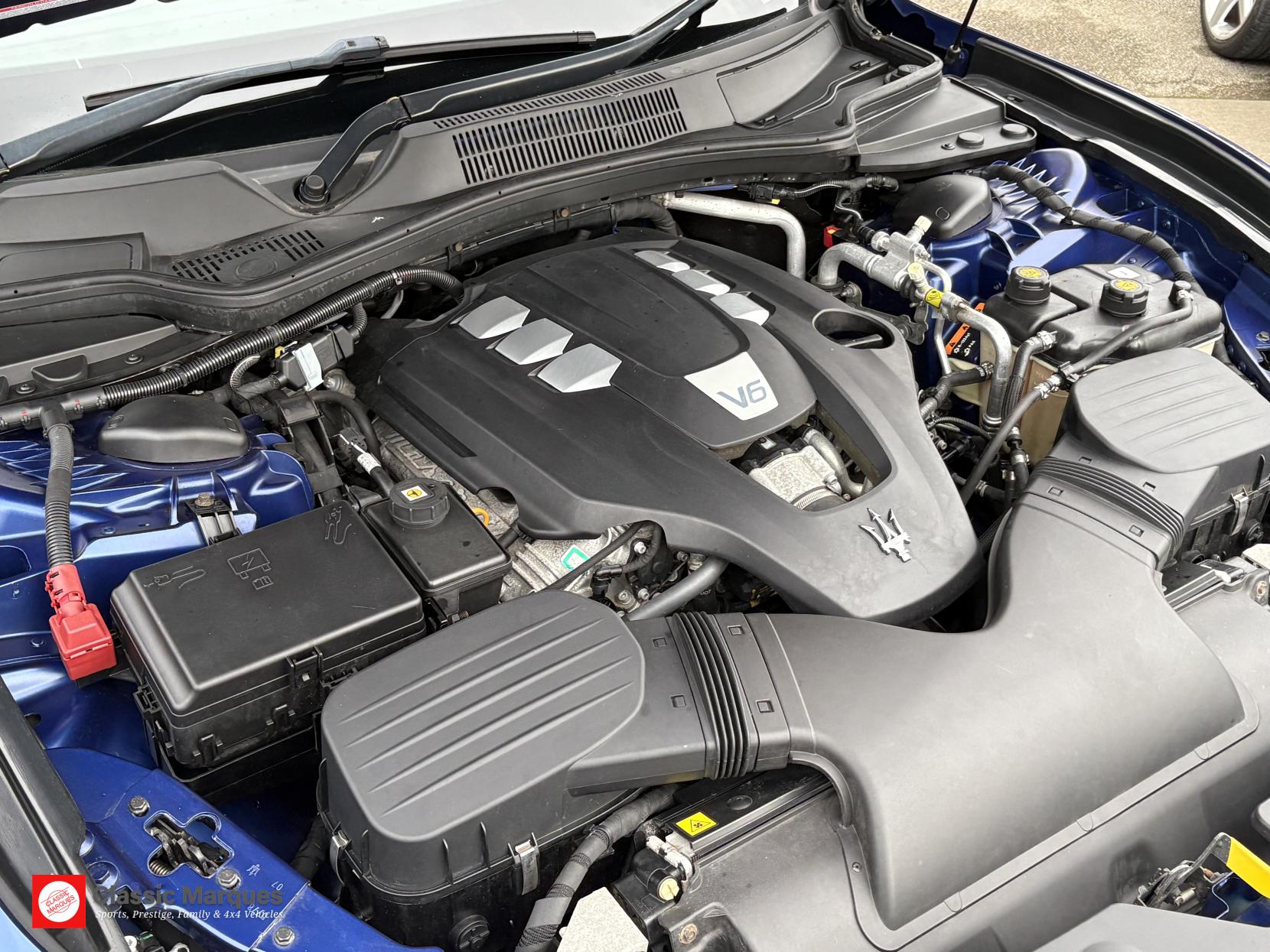 Maserati Ghibli 3.0 V6 Saloon 4dr Petrol ZF Euro 6 (s/s) (330 ps)