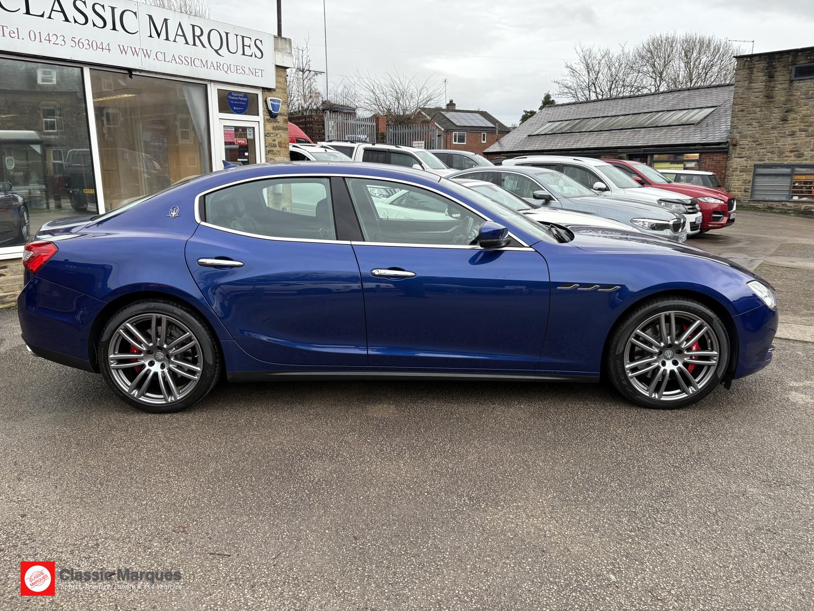 Maserati Ghibli 3.0 V6 Saloon 4dr Petrol ZF Euro 6 (s/s) (330 ps)