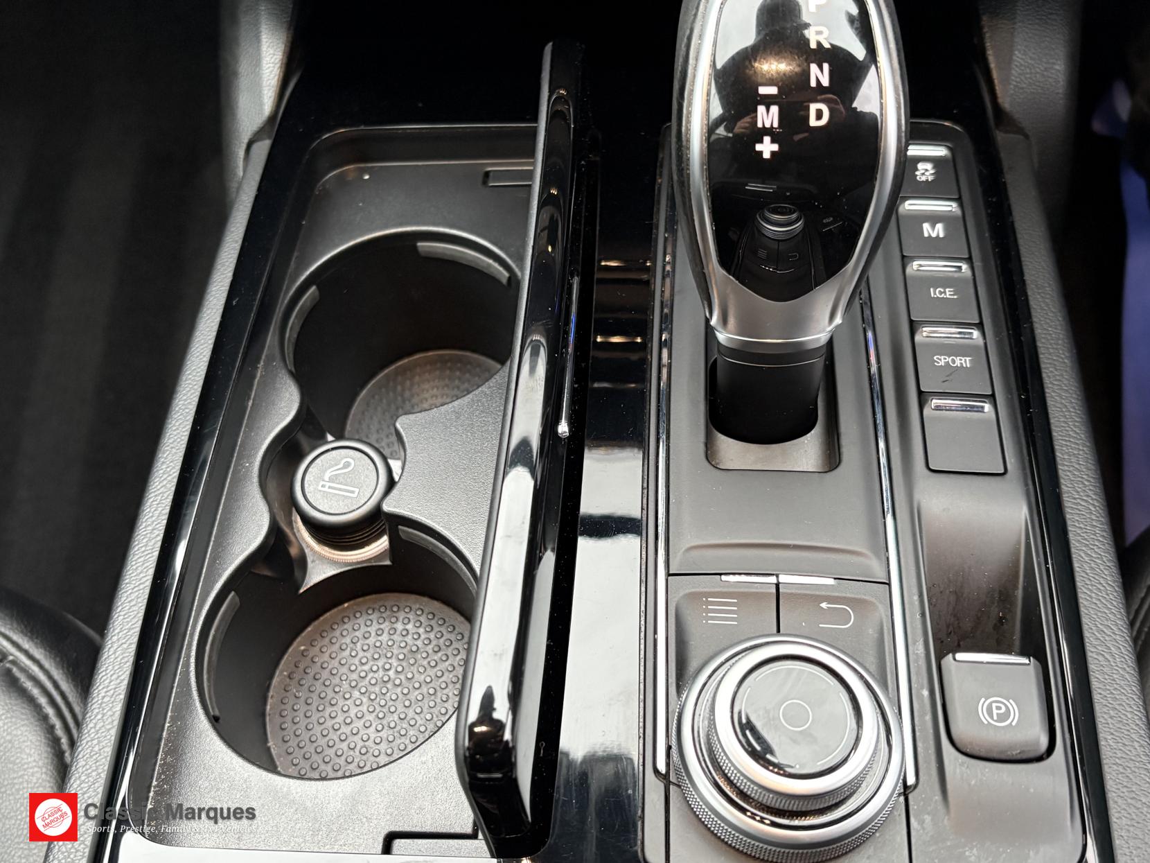 Maserati Ghibli 3.0 V6 Saloon 4dr Petrol ZF Euro 6 (s/s) (330 ps)