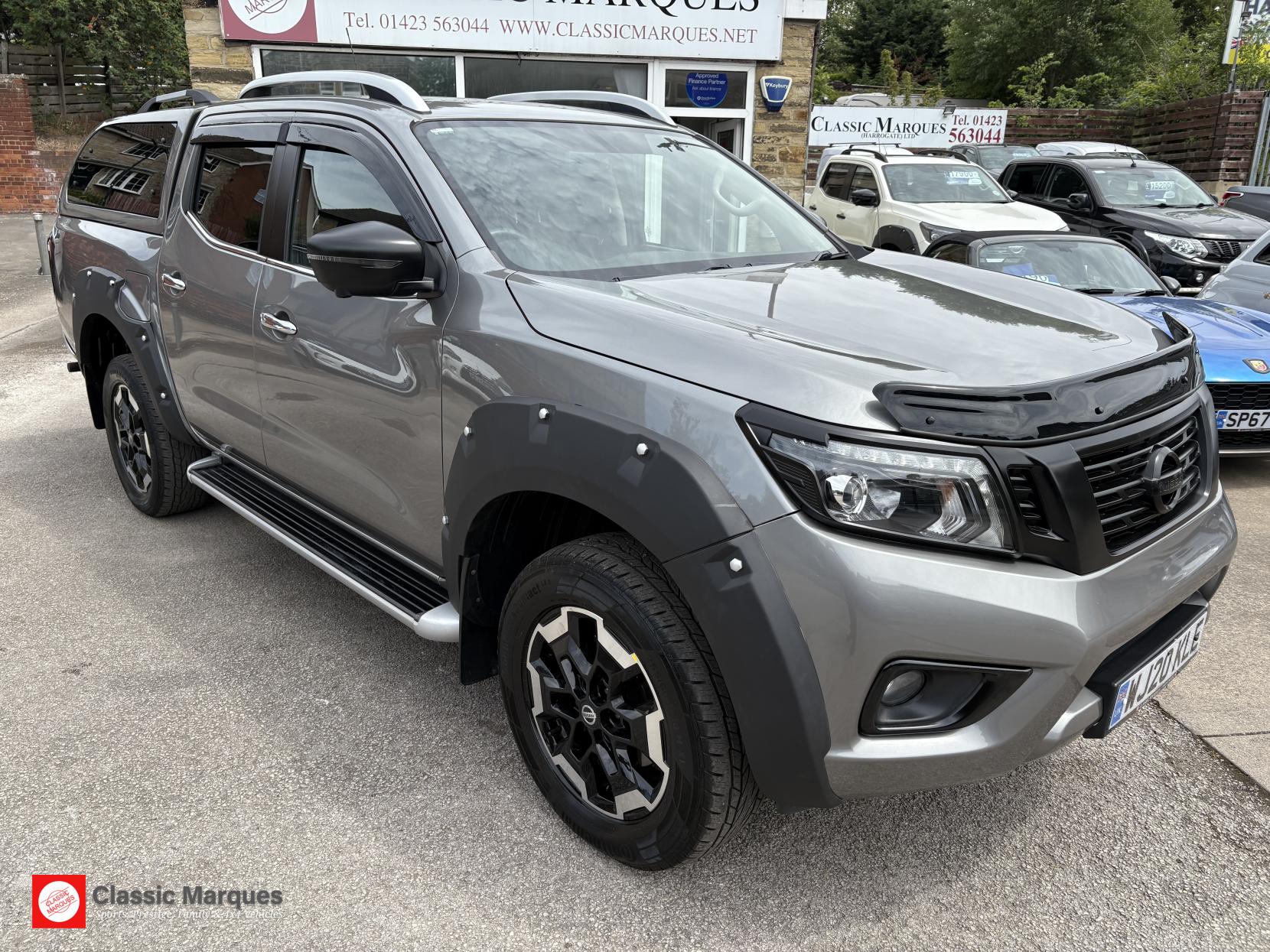 Nissan Navara 2.3 dCi Tekna Pickup Double Cab 4dr Diesel Auto 4WD Euro 6 (190 ps)
