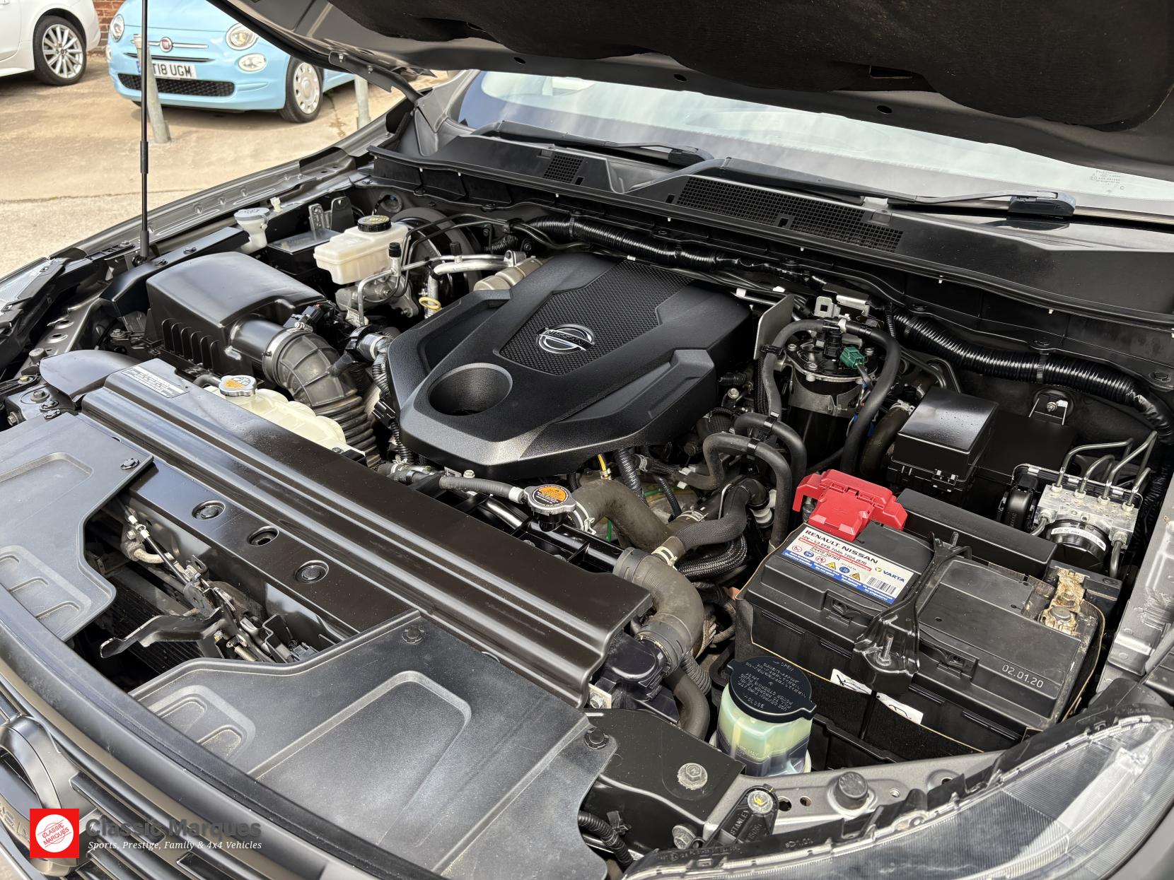 Nissan Navara 2.3 dCi Tekna Pickup Double Cab 4dr Diesel Auto 4WD Euro 6 (190 ps)
