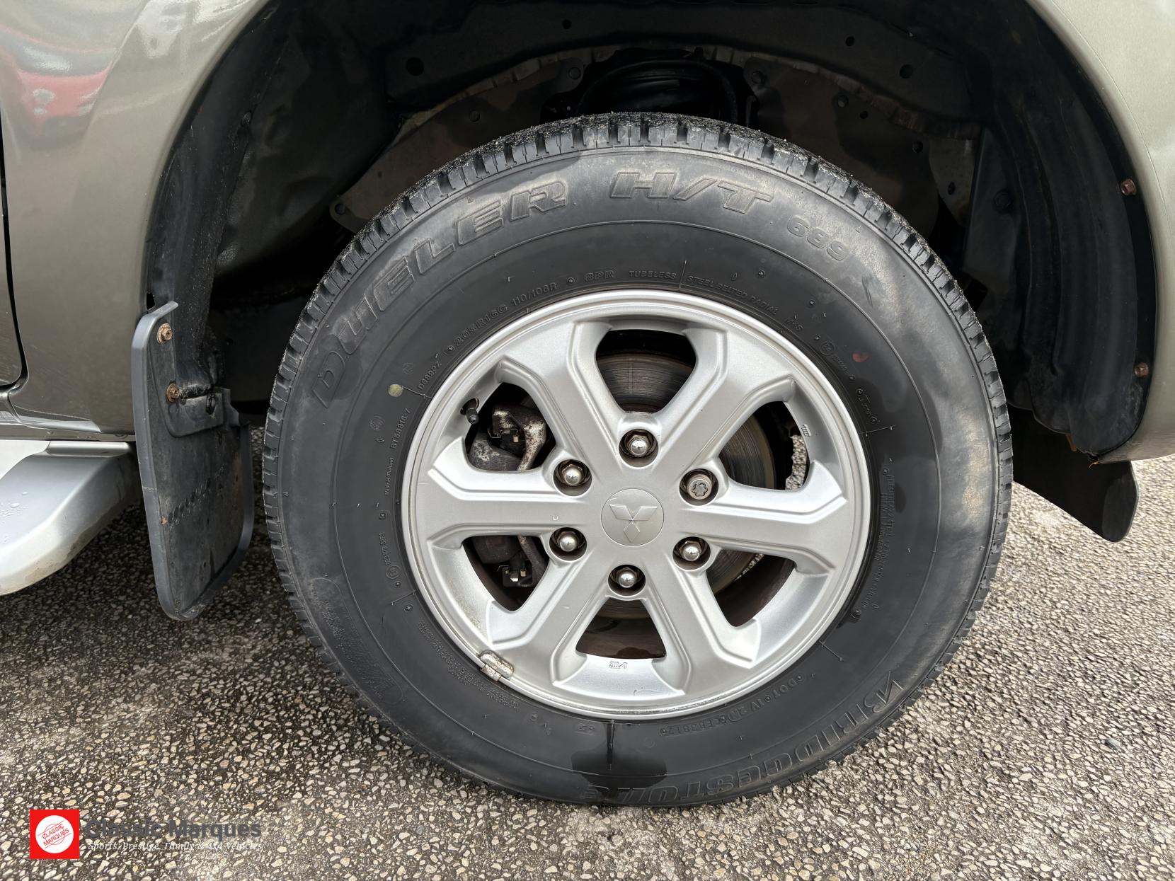 Mitsubishi L200 2.4 DI-D CC 4Life Pickup Double Cab 4dr Diesel Manual 4WD Euro 6 (s/s) (151 ps)