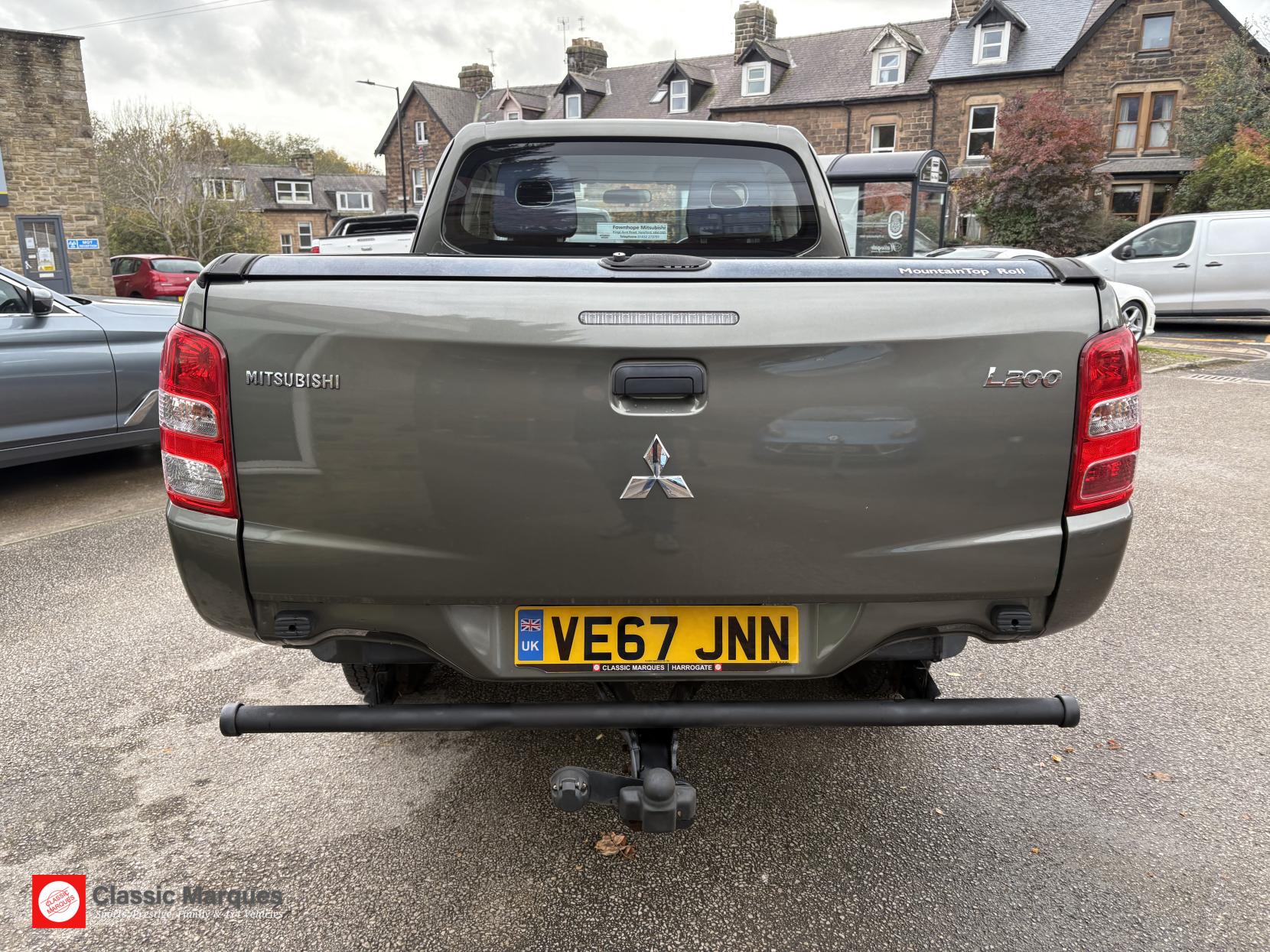 Mitsubishi L200 2.4 DI-D CC 4Life Pickup Double Cab 4dr Diesel Manual 4WD Euro 6 (s/s) (151 ps)