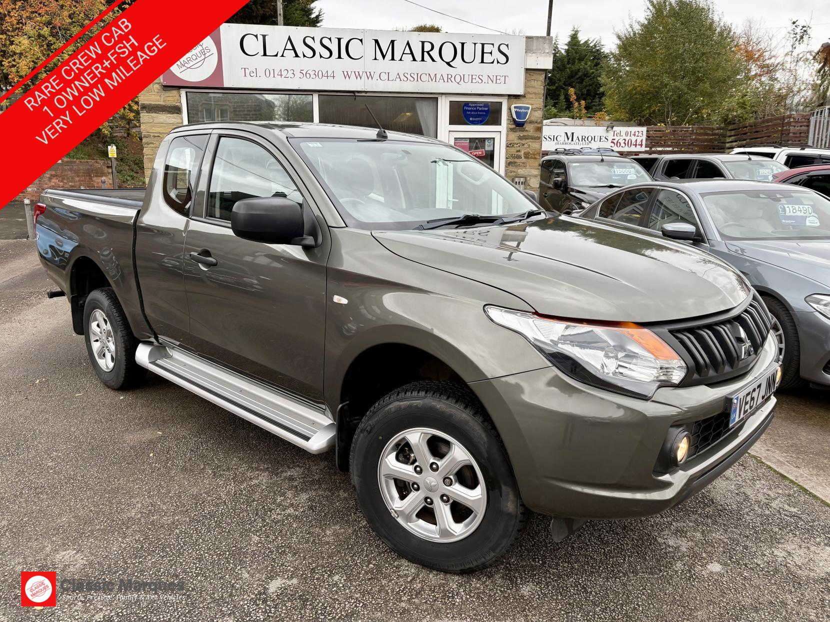 Mitsubishi L200 2.4 DI-D CC 4Life Pickup Double Cab 4dr Diesel Manual 4WD Euro 6 (s/s) (151 ps)