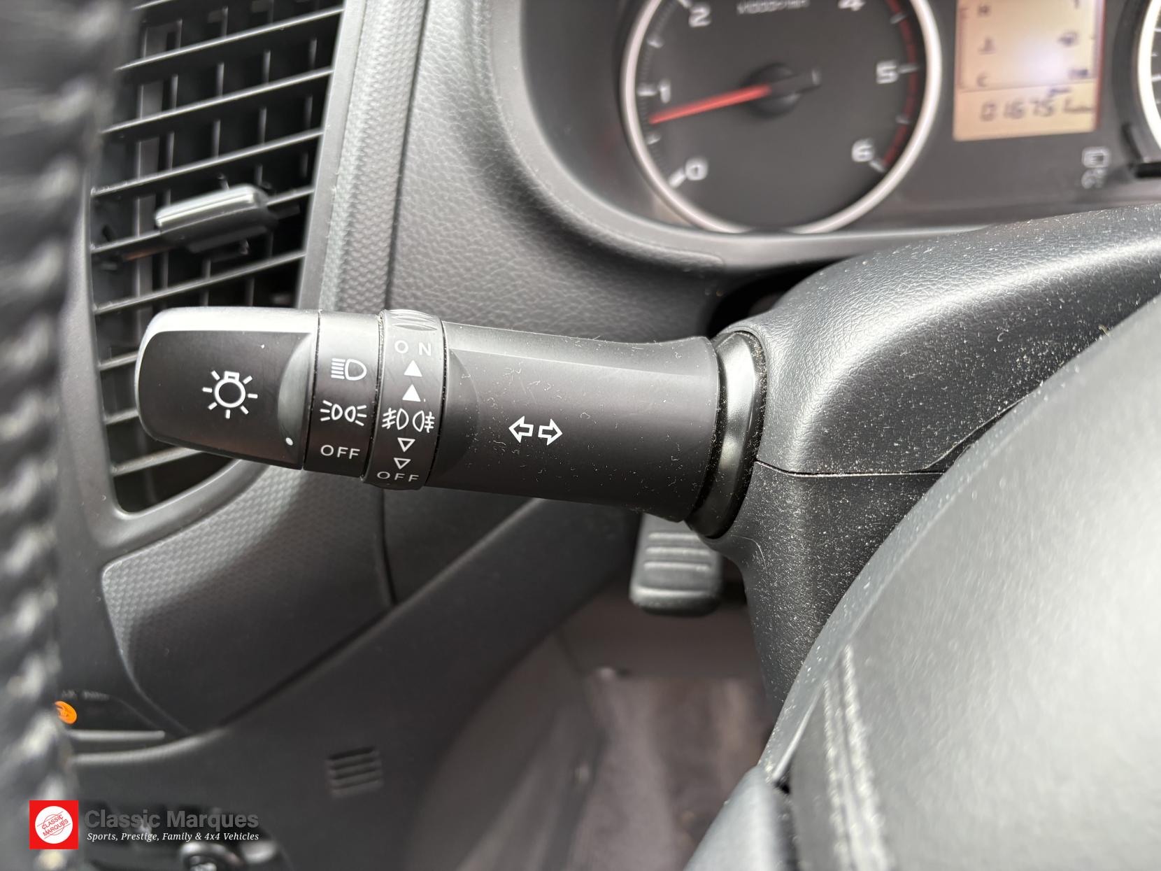 Mitsubishi L200 2.4 DI-D CC 4Life Pickup Double Cab 4dr Diesel Manual 4WD Euro 6 (s/s) (151 ps)