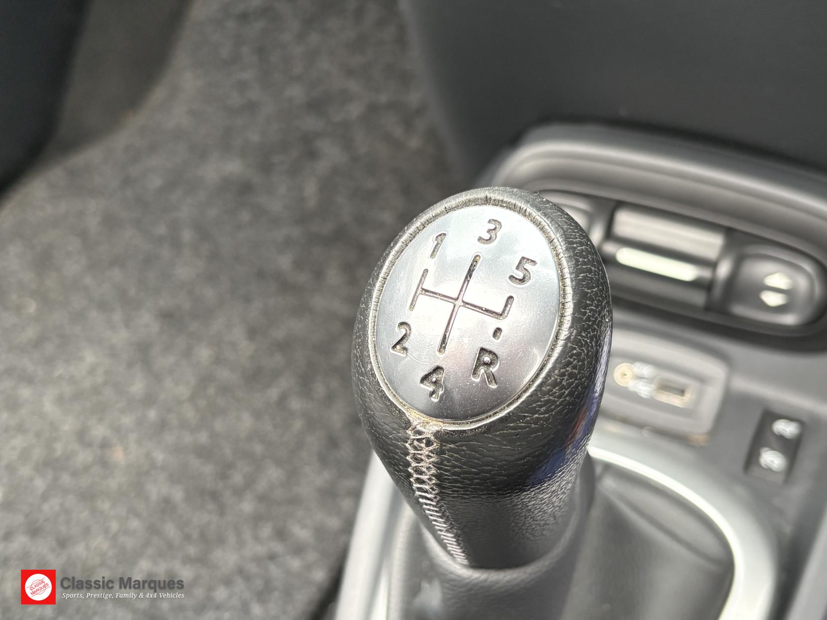 Renault Wind 1.6 VVT GT Line Convertible 2dr Petrol Manual Euro 5 (133 ps)