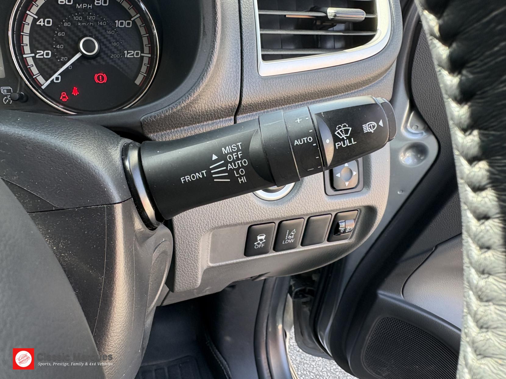 Mitsubishi L200 2.4 DI-D DC Barbarian Pickup Double Cab 4dr Diesel Manual 4WD Euro 6 (178 ps)