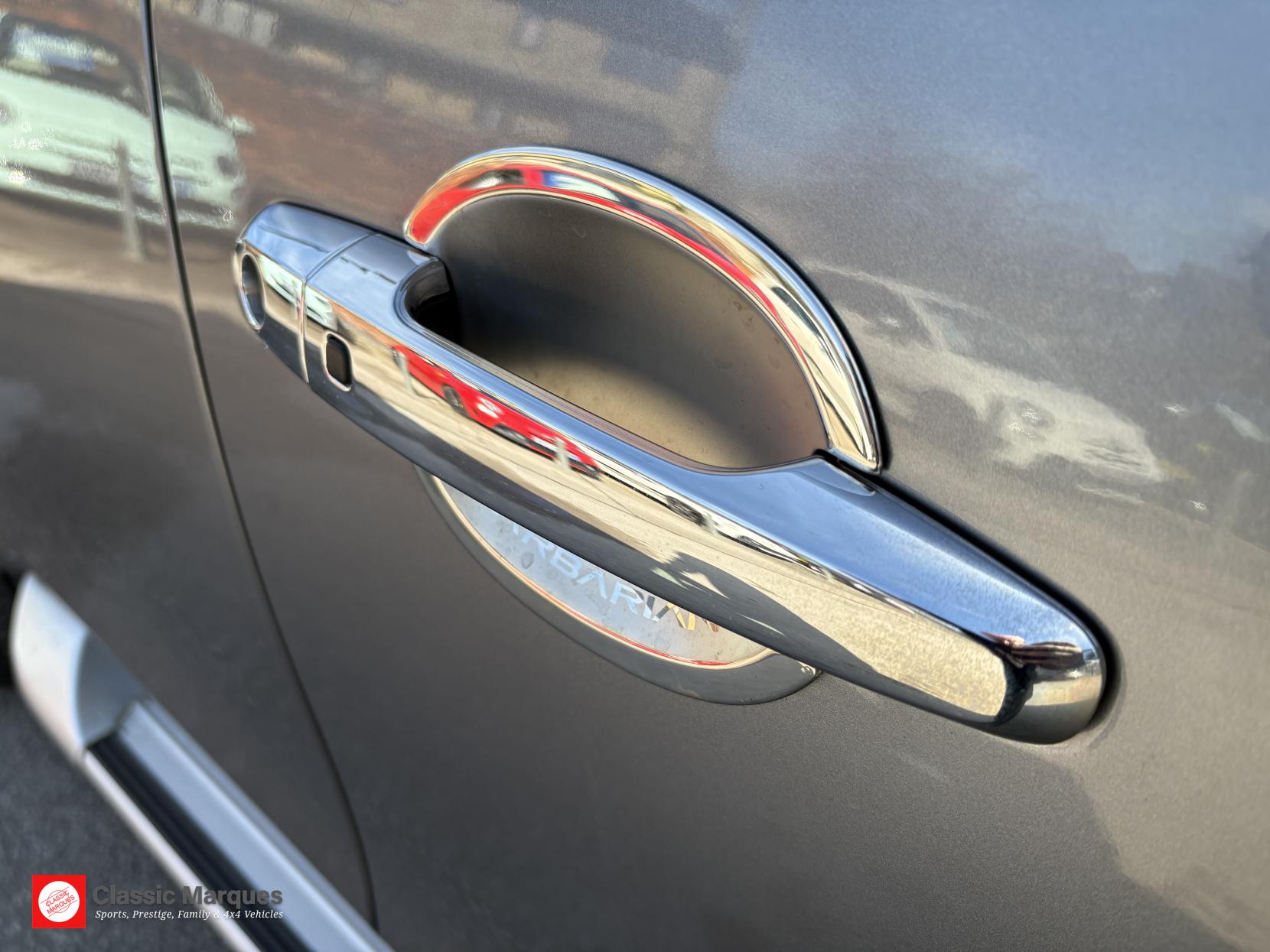 Mitsubishi L200 2.4 DI-D DC Barbarian Pickup Double Cab 4dr Diesel Manual 4WD Euro 6 (178 ps)