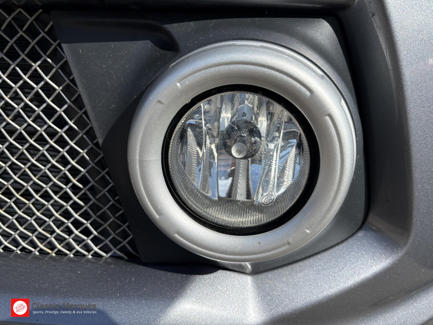 Mitsubishi L200 2.4 DI-D DC Barbarian Pickup Double Cab 4dr Diesel Manual 4WD Euro 6 (178 ps)