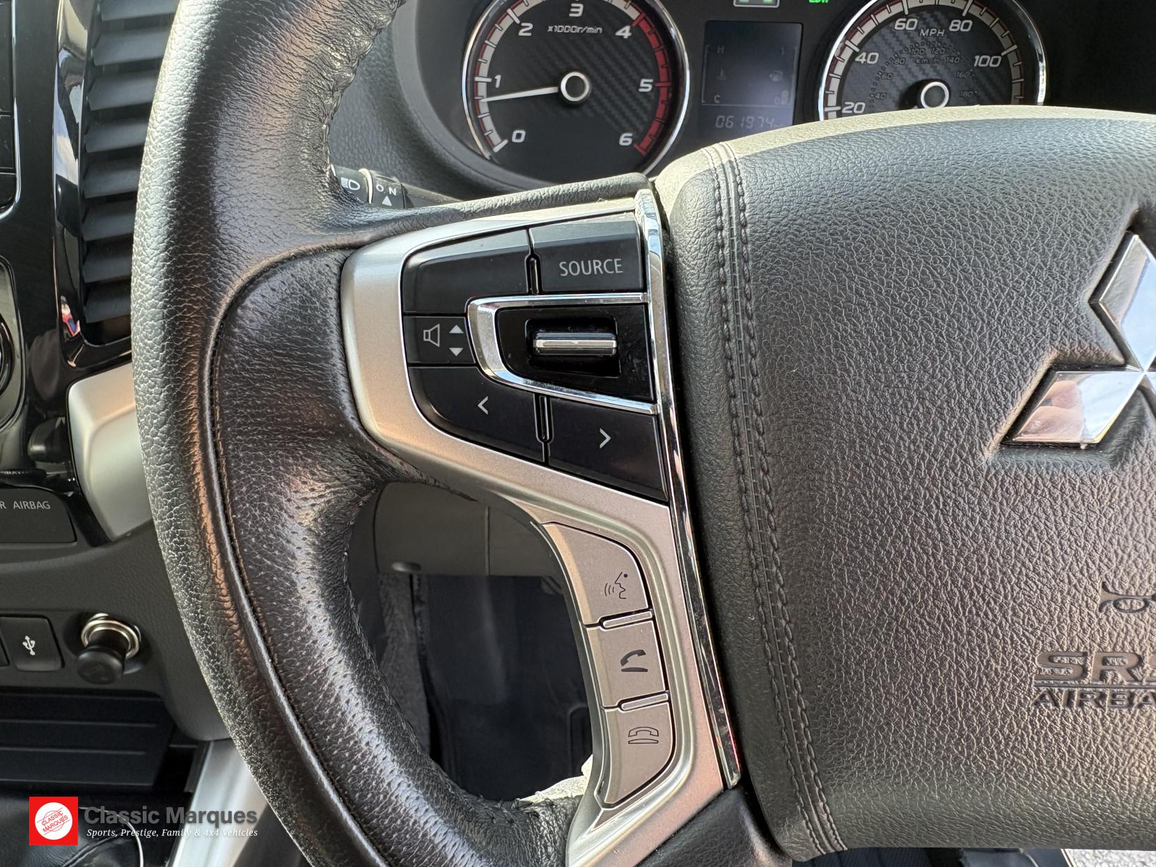 Mitsubishi L200 2.4 DI-D DC Barbarian Pickup Double Cab 4dr Diesel Manual 4WD Euro 6 (178 ps)