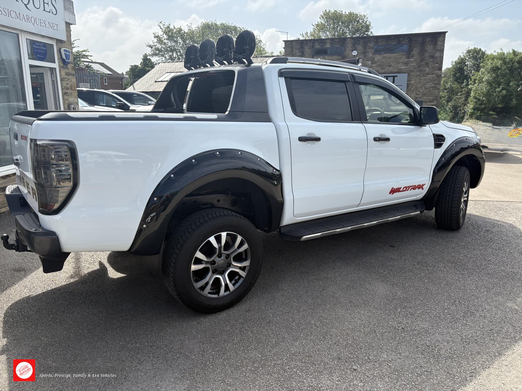 Ford Ranger 2.0 EcoBlue Wildtrak Pickup Double Cab 4dr Diesel Auto 4WD Euro 6 (s/s) (213 ps)