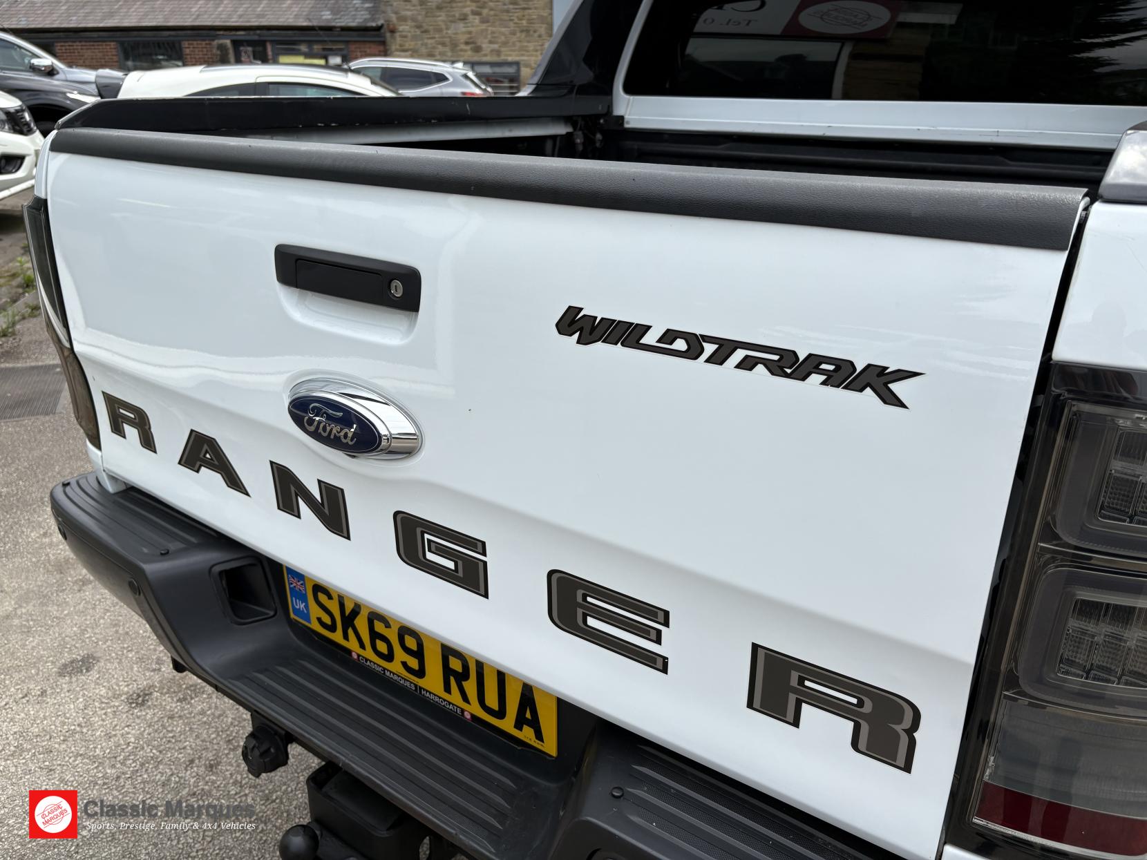 Ford Ranger 2.0 EcoBlue Wildtrak Pickup Double Cab 4dr Diesel Auto 4WD Euro 6 (s/s) (213 ps)