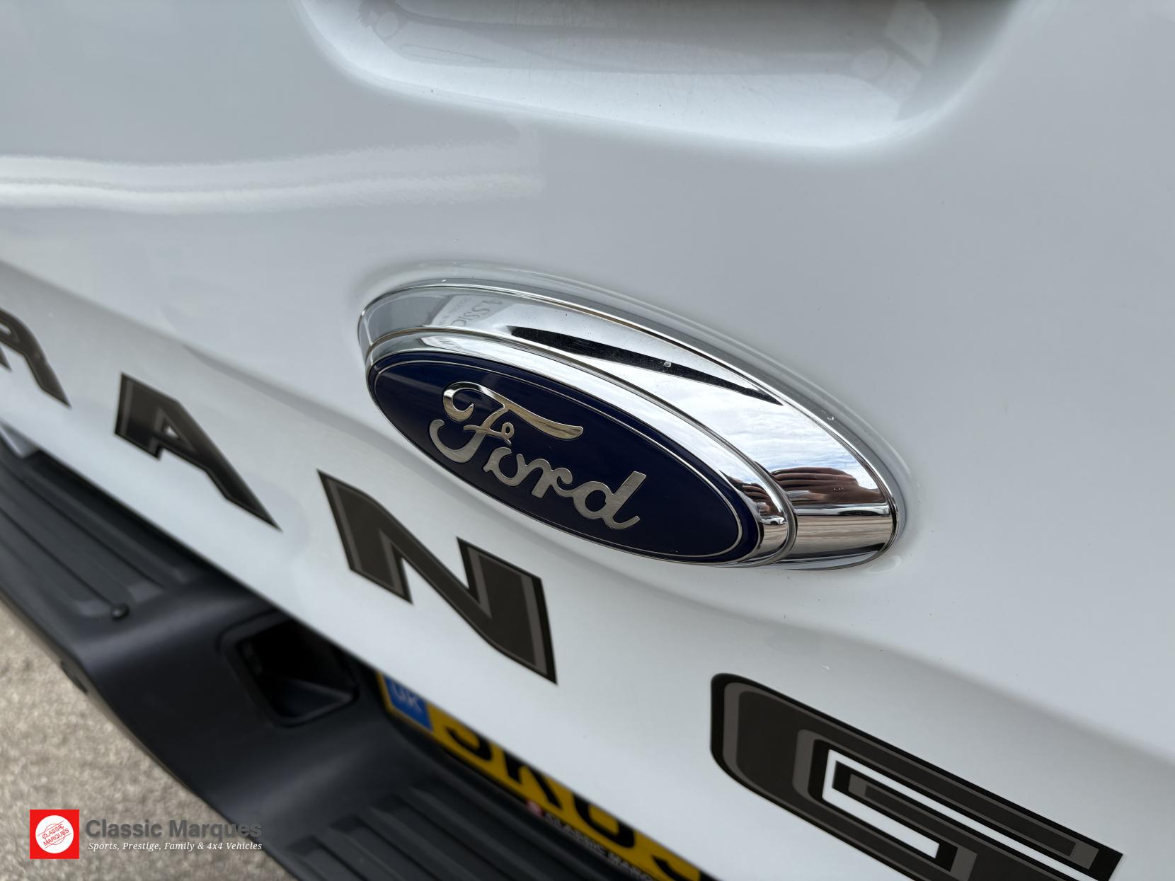 Ford Ranger 2.0 EcoBlue Wildtrak Pickup Double Cab 4dr Diesel Auto 4WD Euro 6 (s/s) (213 ps)