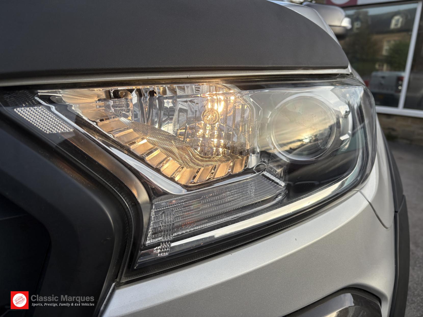 Ford Ranger 3.2 TDCi Wildtrak Pickup Double Cab 4dr Diesel Manual 4WD Euro 5 (s/s) (200 ps)
