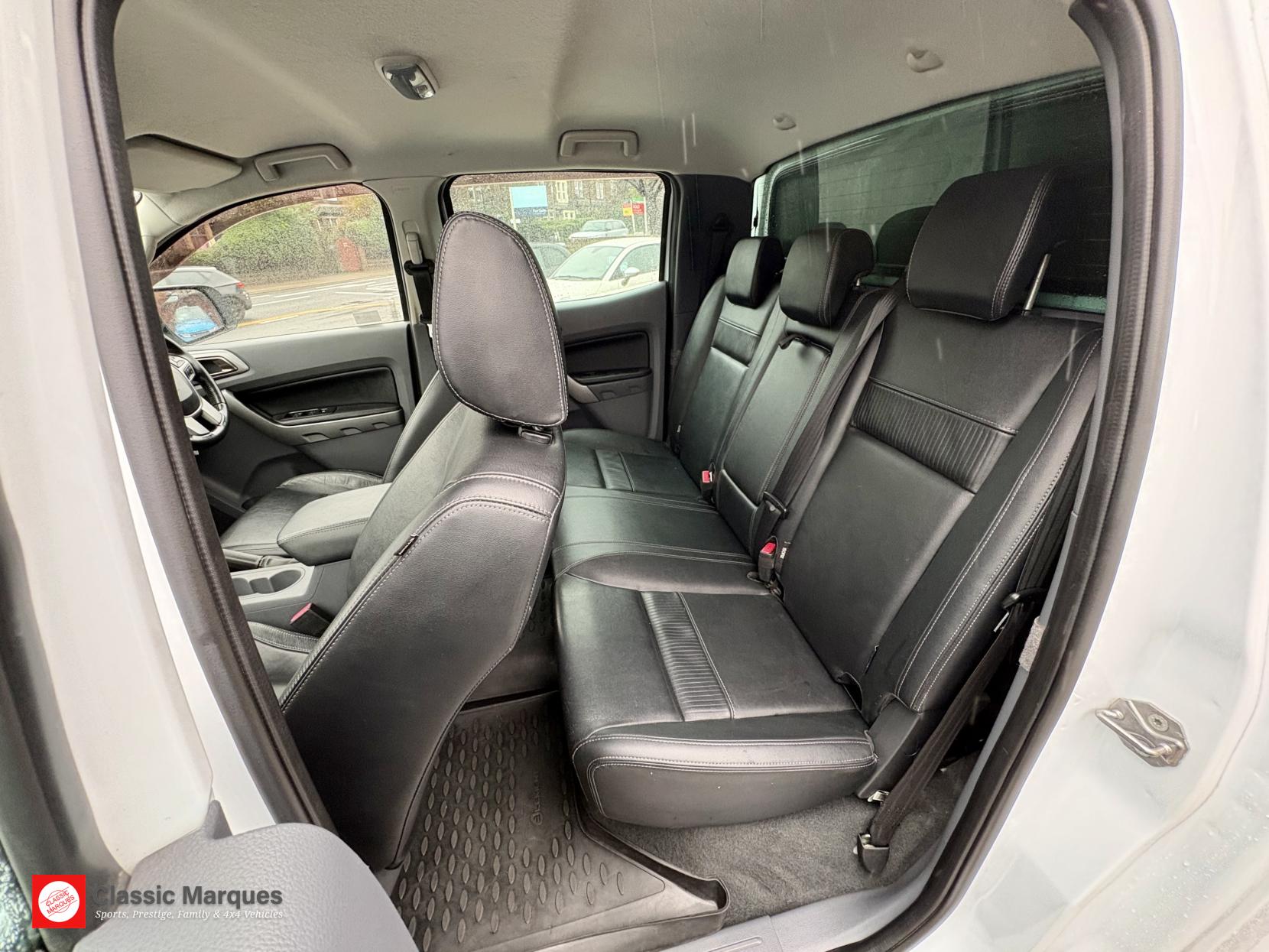 Ford Ranger 2.2 TDCi Limited Pickup Double Cab 4dr Diesel Durashift 4WD Euro 5 (150 ps)