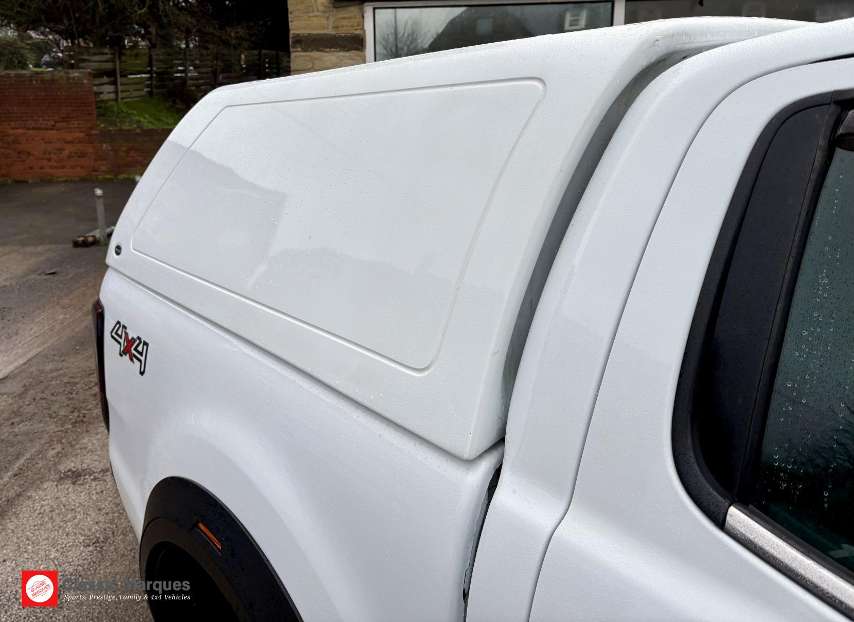 Ford Ranger 2.2 TDCi Limited Pickup Double Cab 4dr Diesel Durashift 4WD Euro 5 (150 ps)