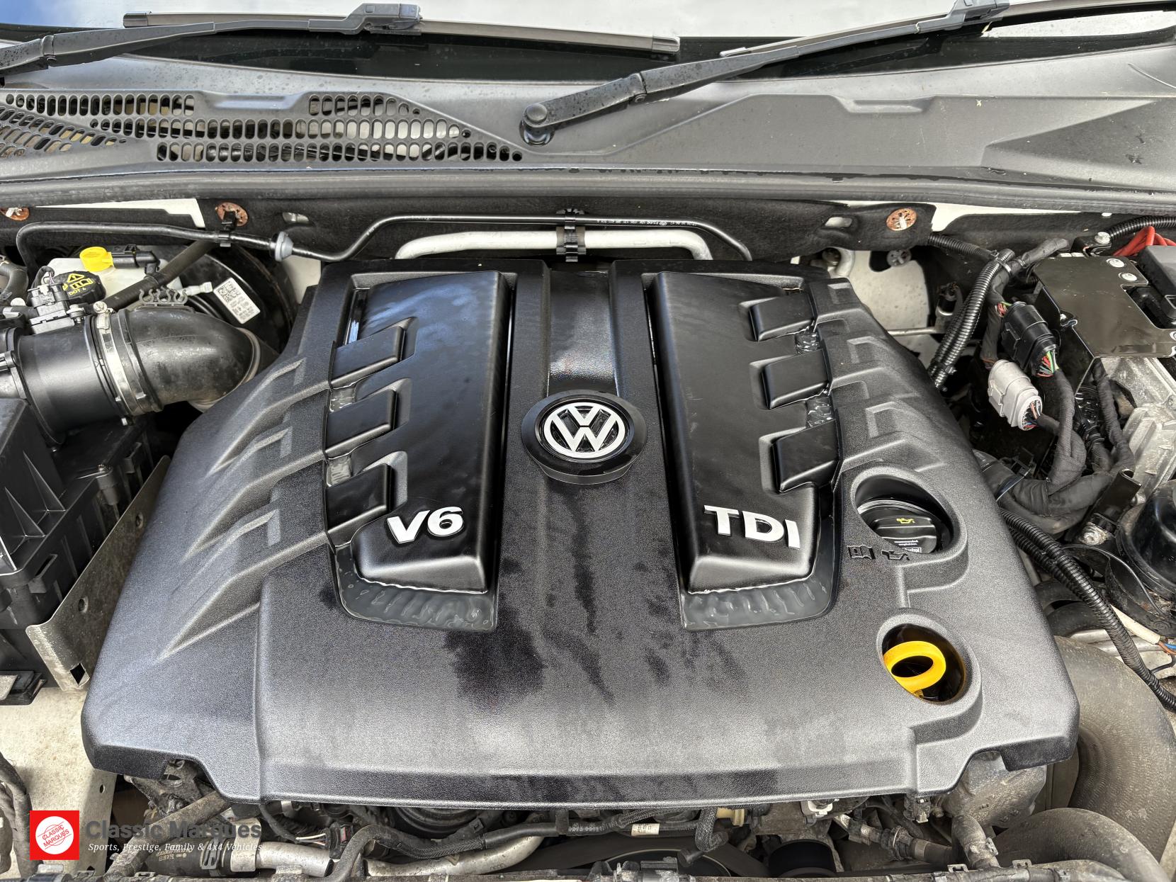 Volkswagen Amarok 3.0 TDI V6 BlueMotion Tech Highline Pickup Double Cab 4dr Diesel Auto 4Motion Euro 6 (s/s) (224 ps)