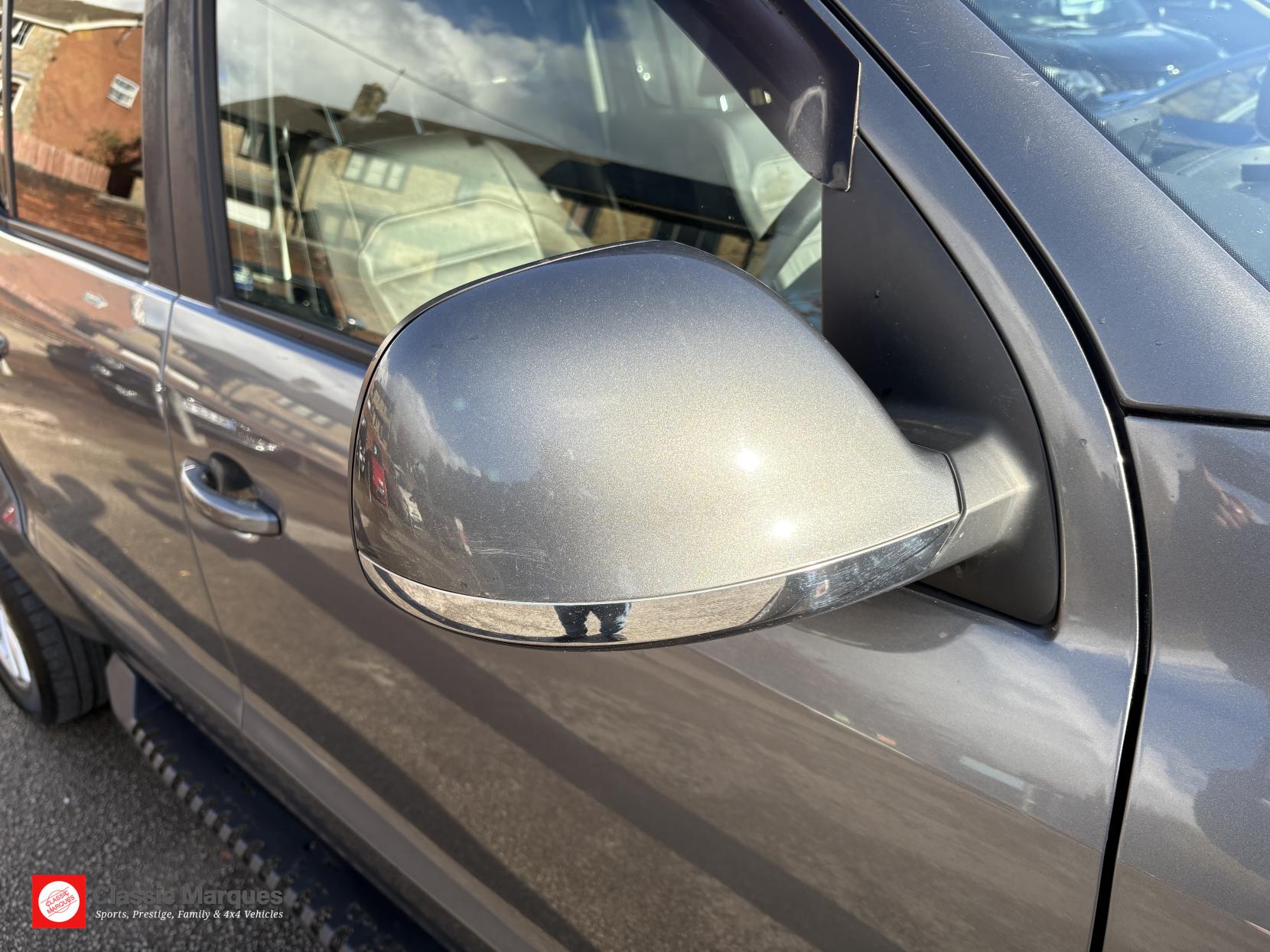 Volkswagen Amarok 3.0 TDI V6 BlueMotion Tech Highline Pickup Double Cab 4dr Diesel Auto 4Motion Euro 6 (s/s) (224 ps)