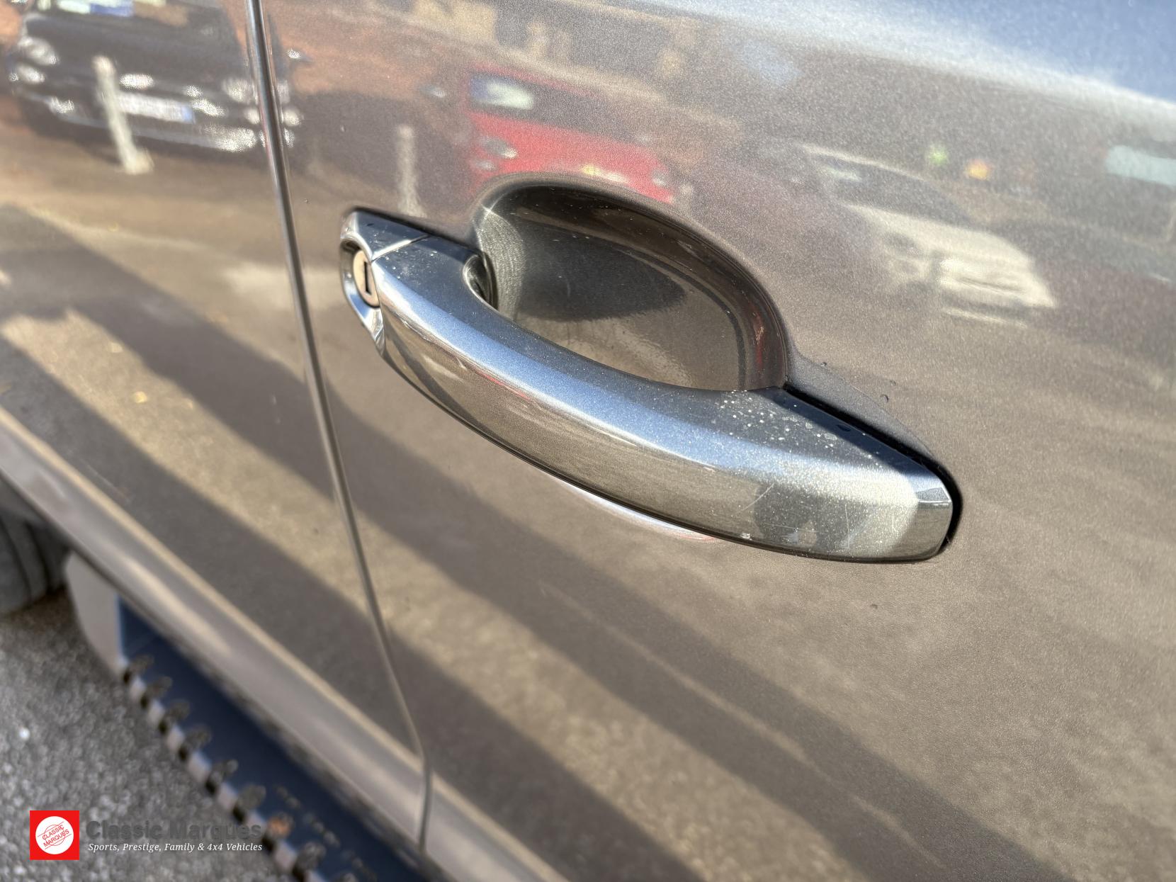 Volkswagen Amarok 3.0 TDI V6 BlueMotion Tech Highline Pickup Double Cab 4dr Diesel Auto 4Motion Euro 6 (s/s) (224 ps)