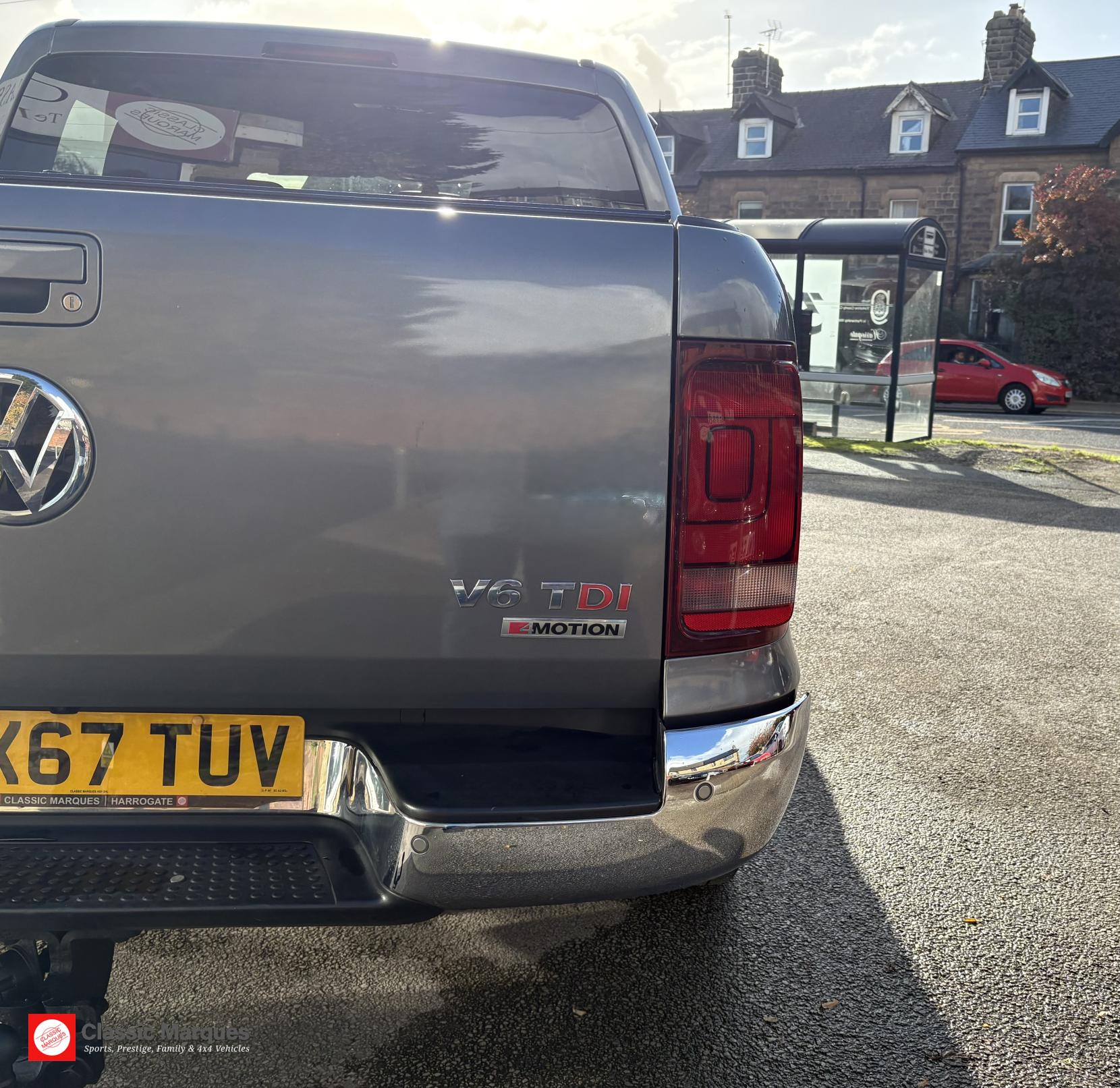 Volkswagen Amarok 3.0 TDI V6 BlueMotion Tech Highline Pickup Double Cab 4dr Diesel Auto 4Motion Euro 6 (s/s) (224 ps)