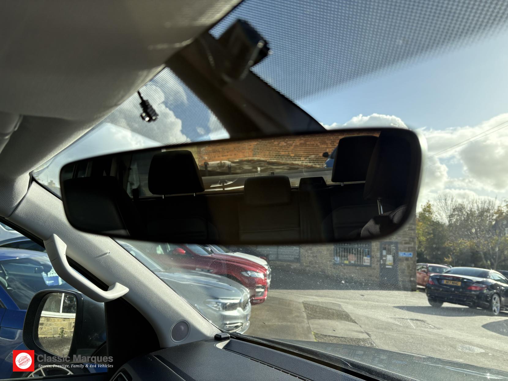 Volkswagen Amarok 3.0 TDI V6 BlueMotion Tech Highline Pickup Double Cab 4dr Diesel Auto 4Motion Euro 6 (s/s) (224 ps)