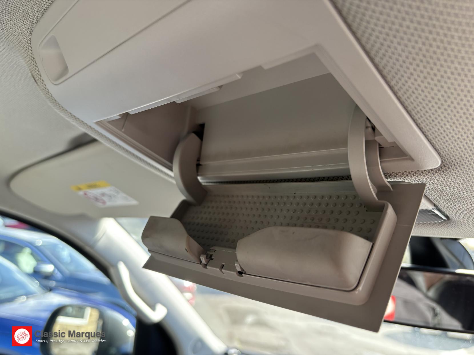 Volkswagen Amarok 3.0 TDI V6 BlueMotion Tech Highline Pickup Double Cab 4dr Diesel Auto 4Motion Euro 6 (s/s) (224 ps)